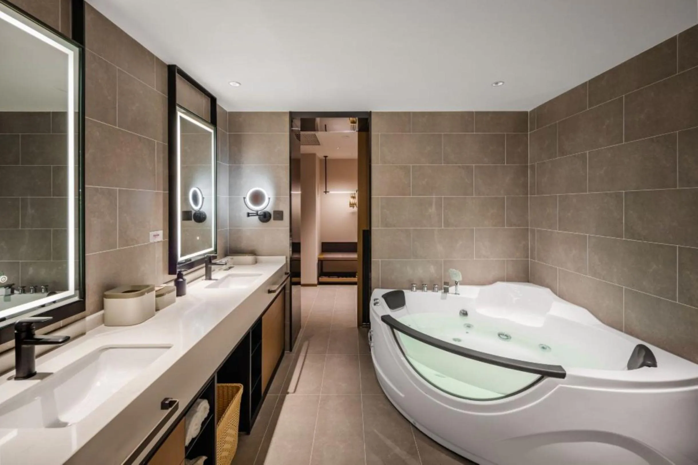 Hot Tub in Atour Hotel Shenyang Changbai Island