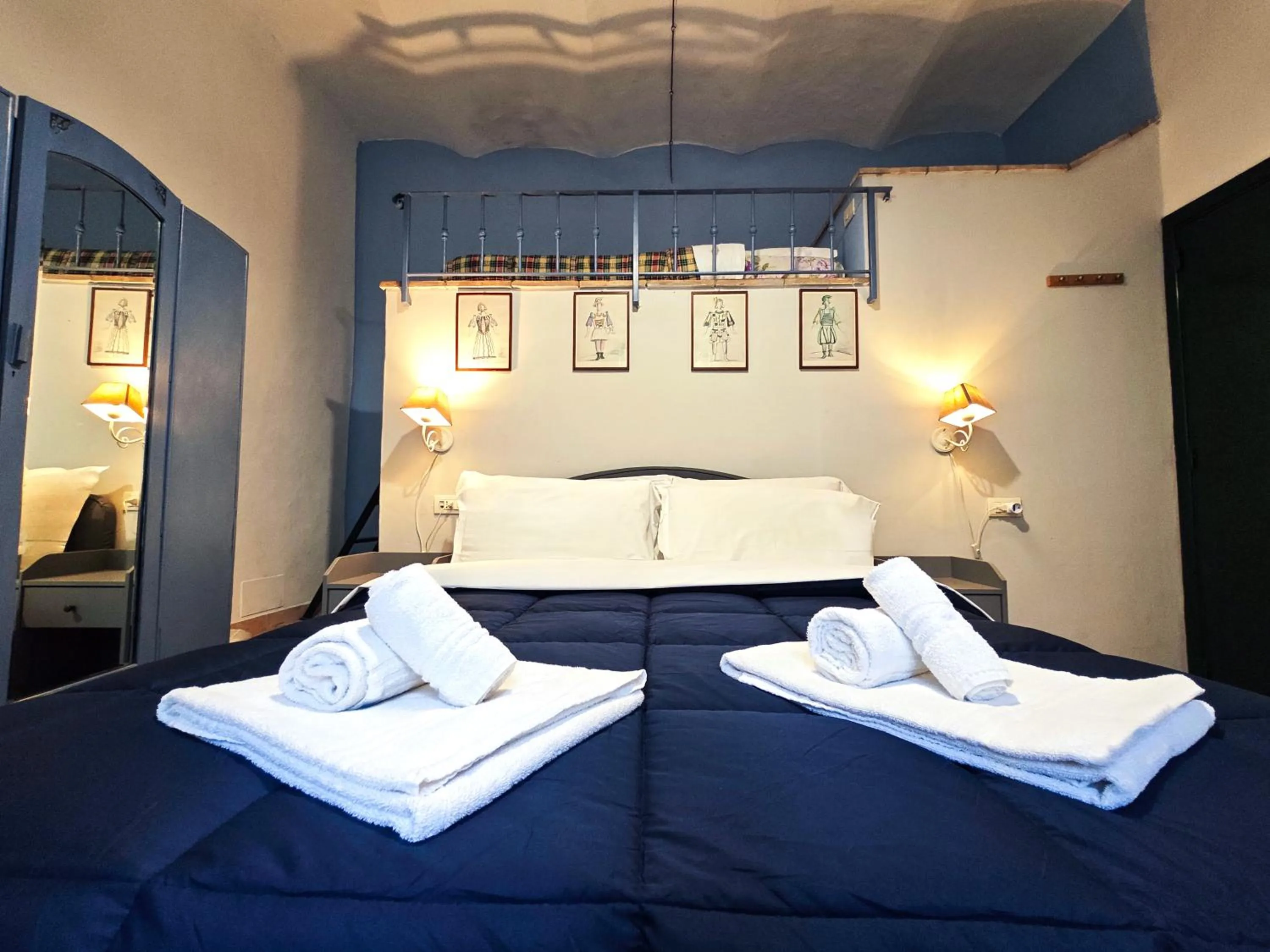 Photo of the whole room, Bed in La Casa dei Carrai