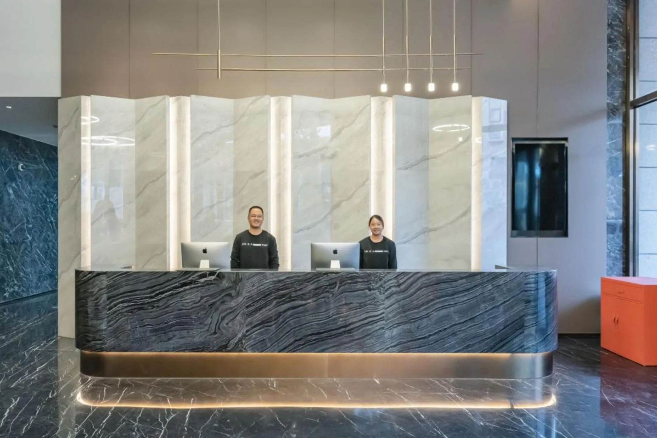 Staff in Atour Hotel Lingang New Town