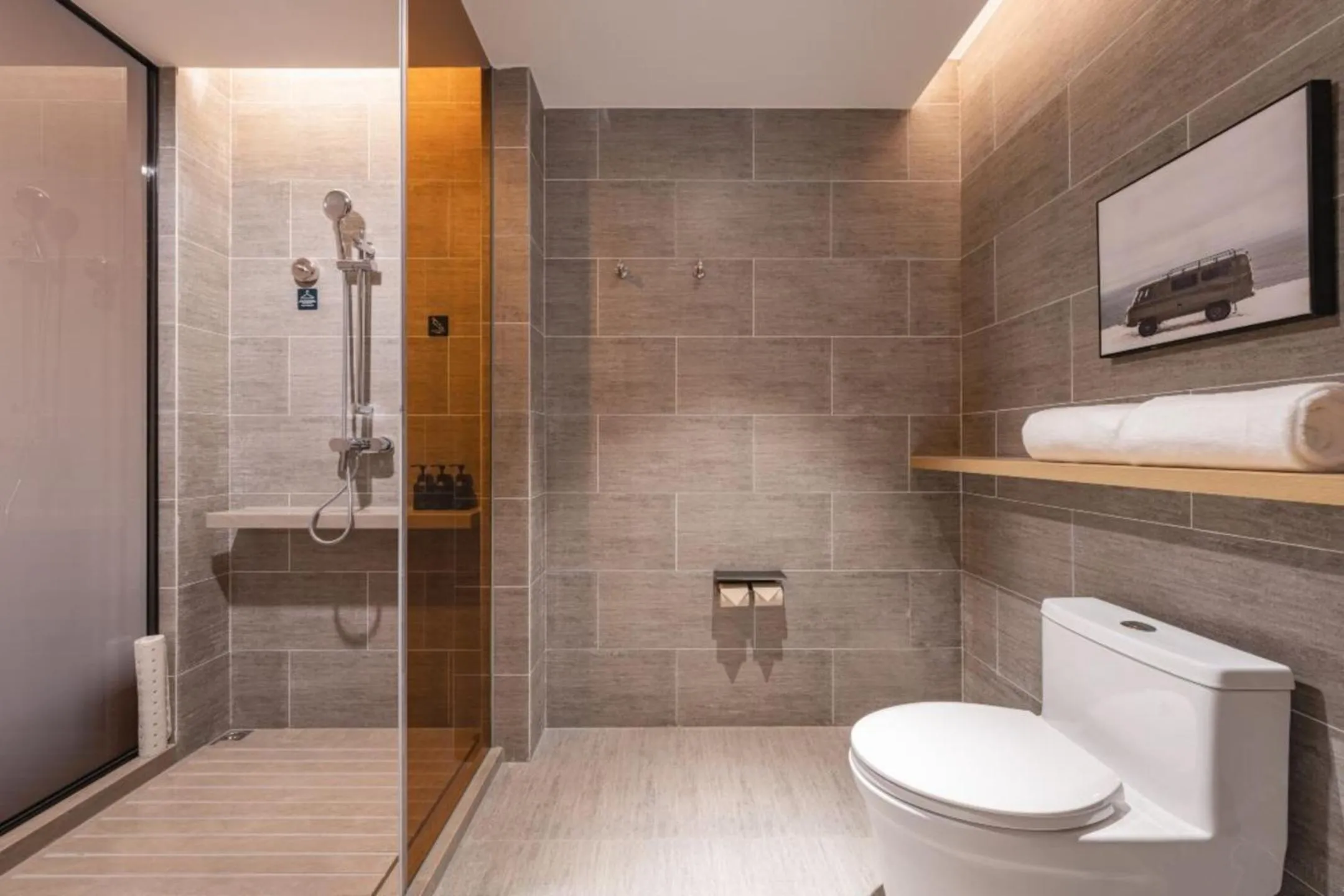 Toilet in Atour Hotel Lingang New Town