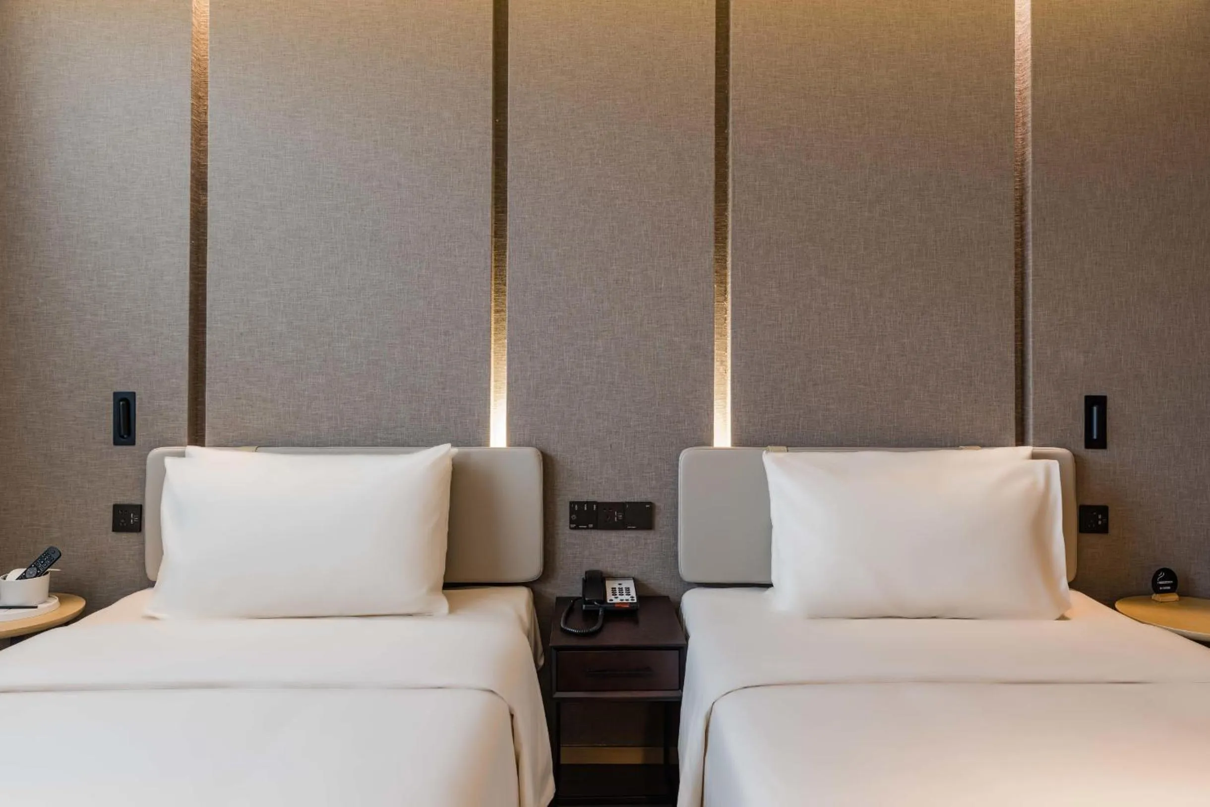 Bed in Atour Hotel Nanjing Olympic Sports Center Tianhe Plaza