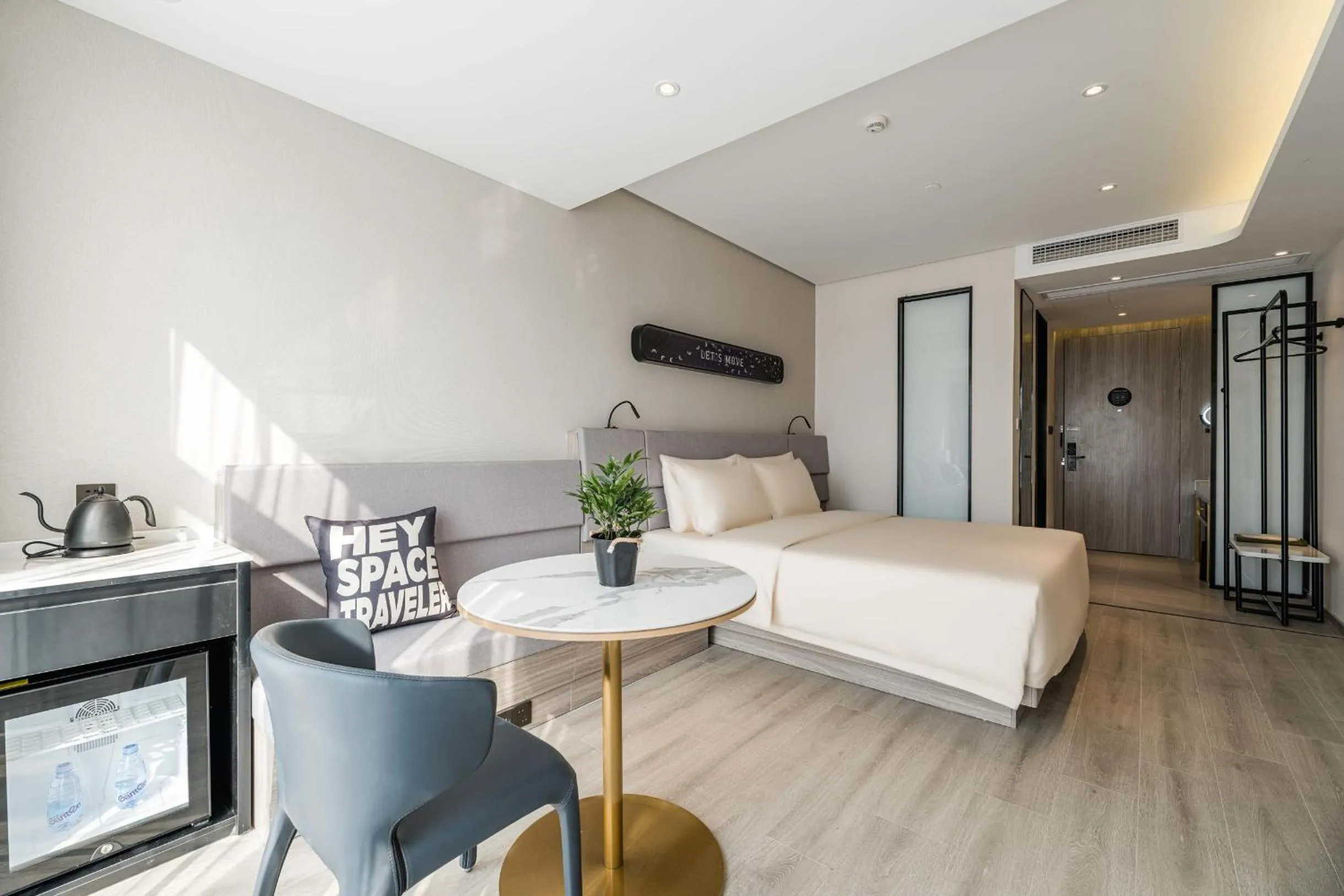 Bed in Atour Hotel Nanjing Confucius Temple Old East Gate