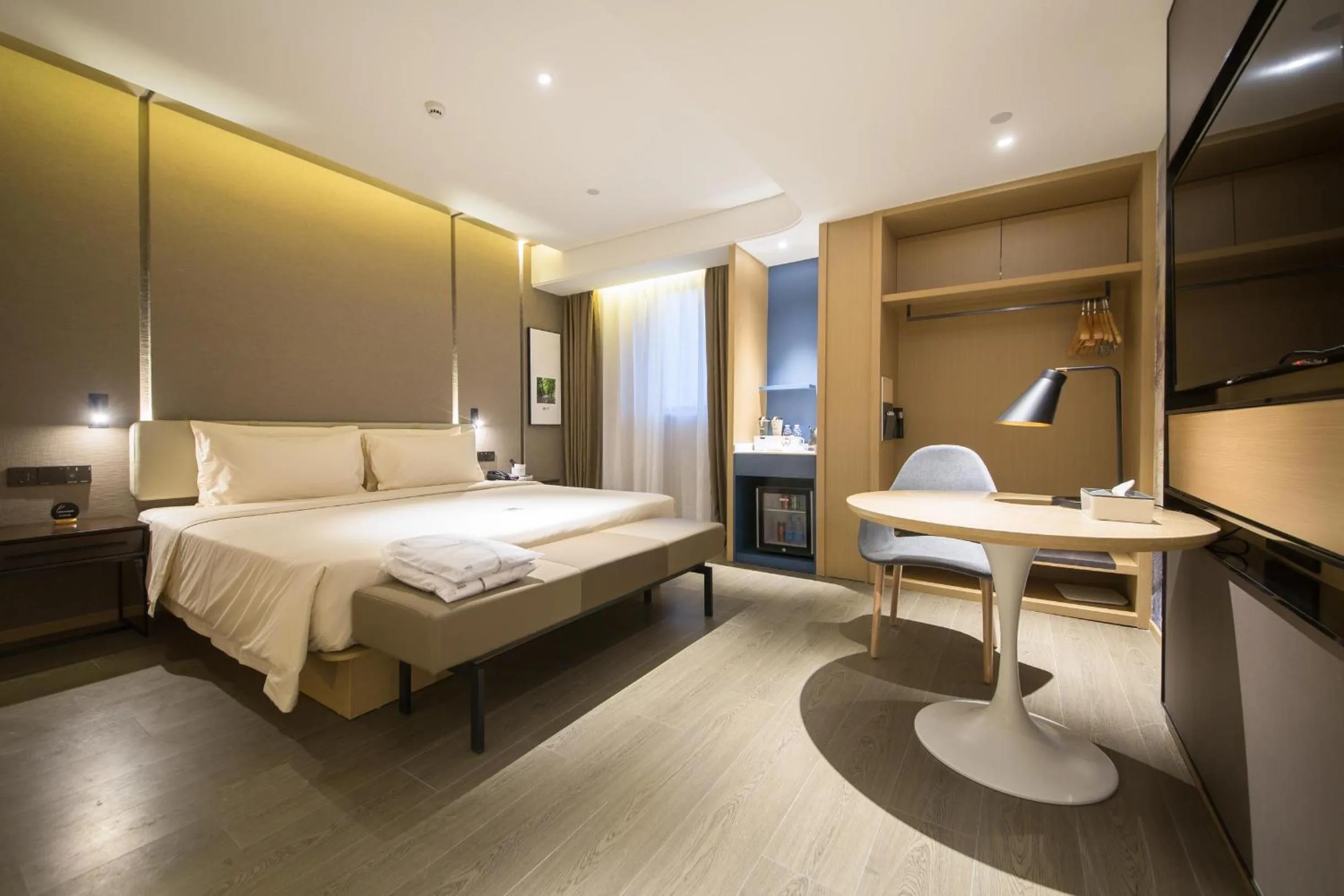 Bed in Atour Hotel Wuxi Railway Station Chunsheng Road
