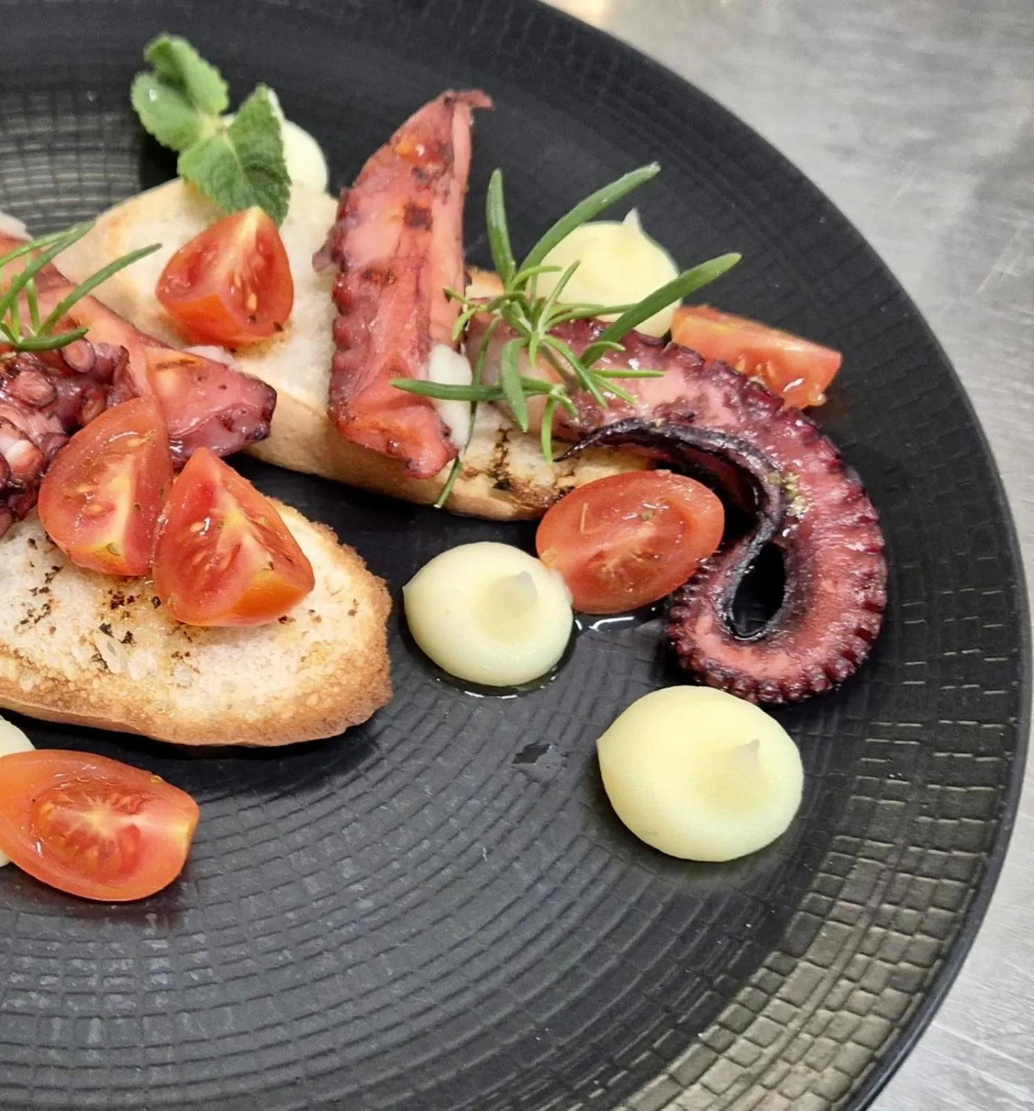 Food in Oxygen Lifestyle Hotel