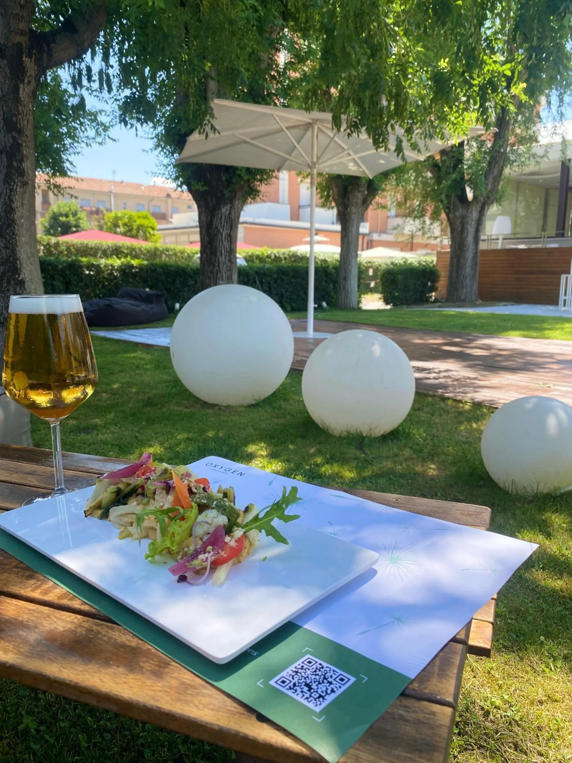 Food and drinks in Oxygen Lifestyle Hotel