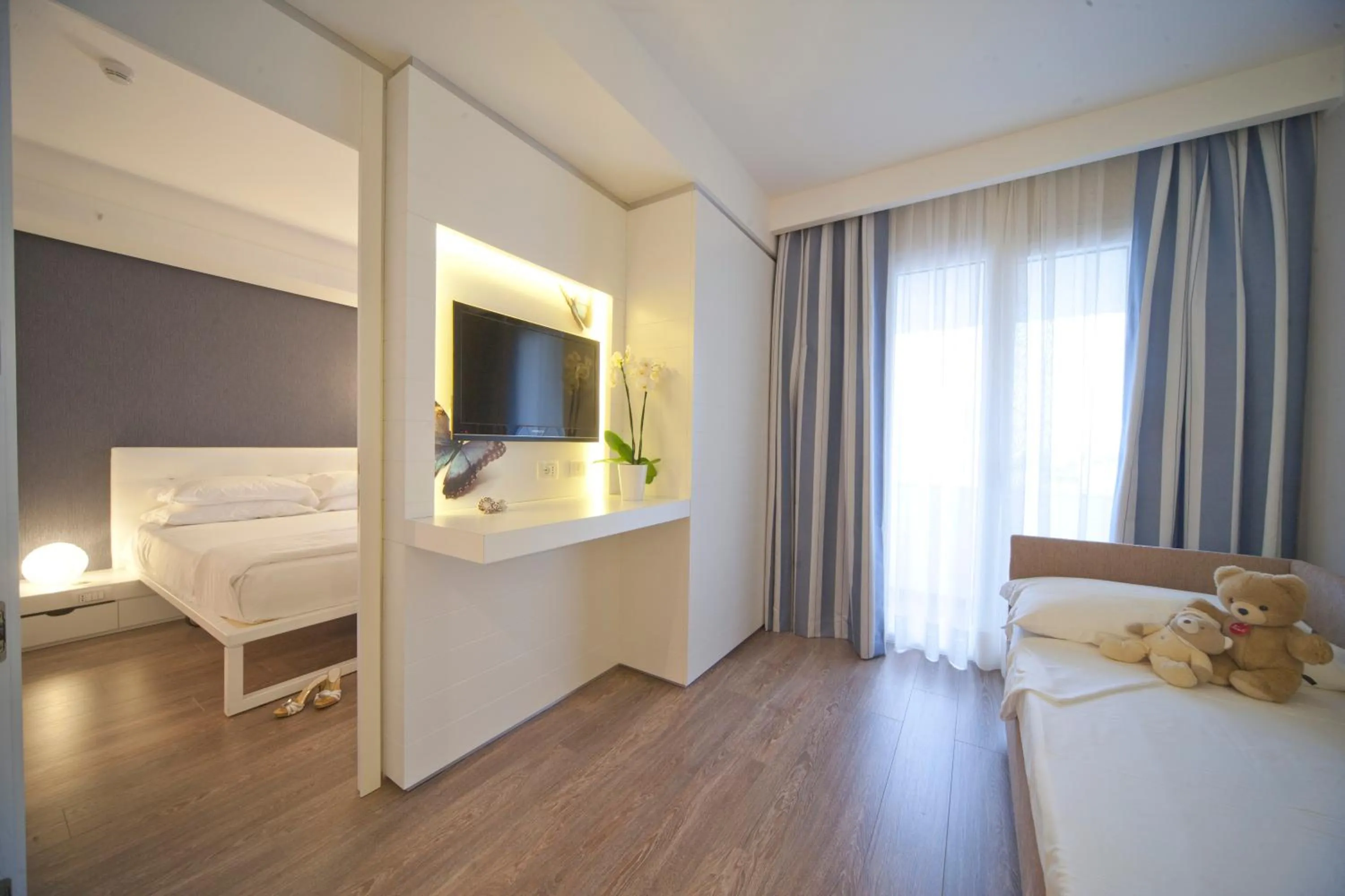 TV and multimedia, Bed in Oxygen Lifestyle Hotel