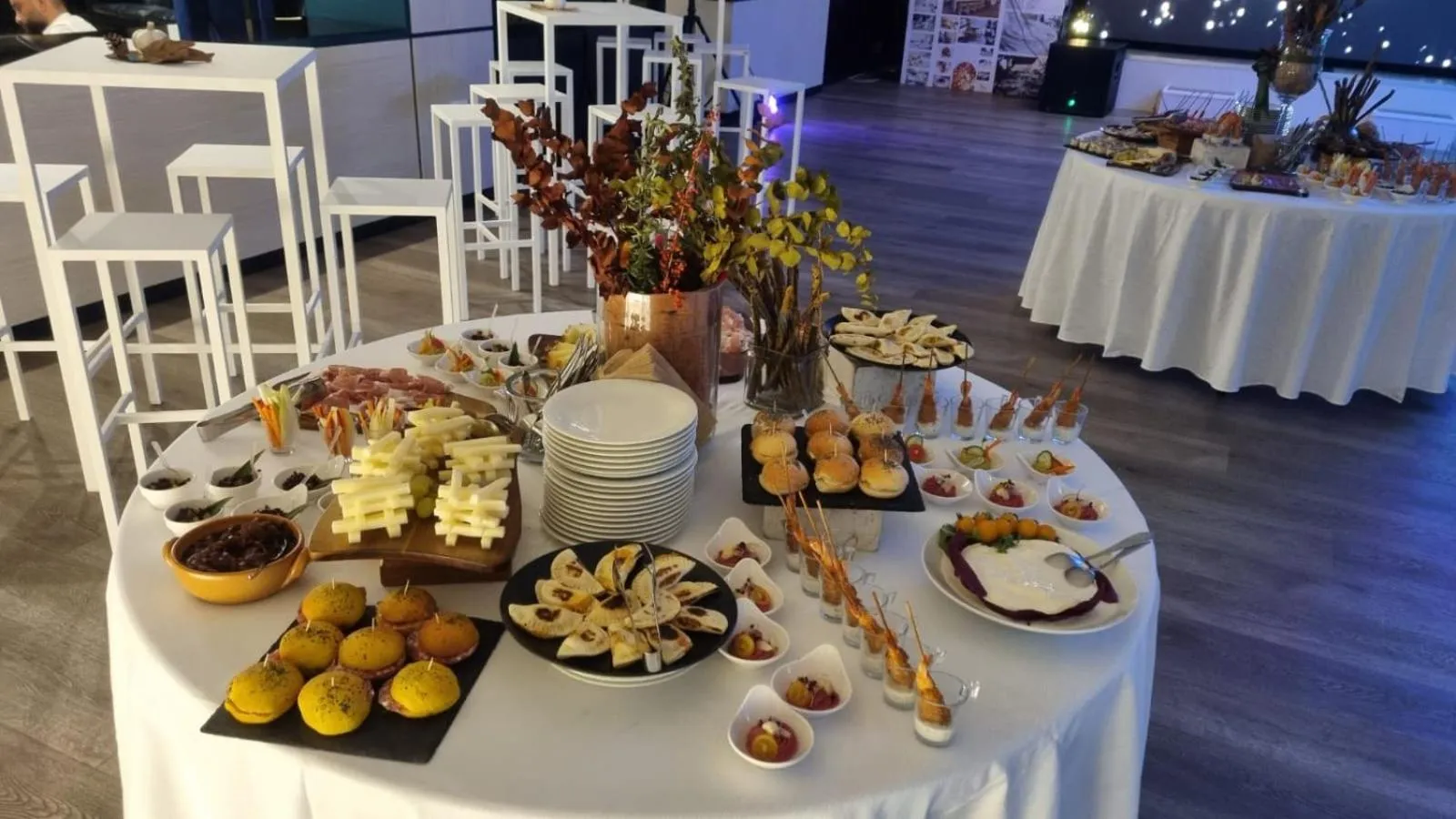 Food and drinks in Oxygen Lifestyle Hotel