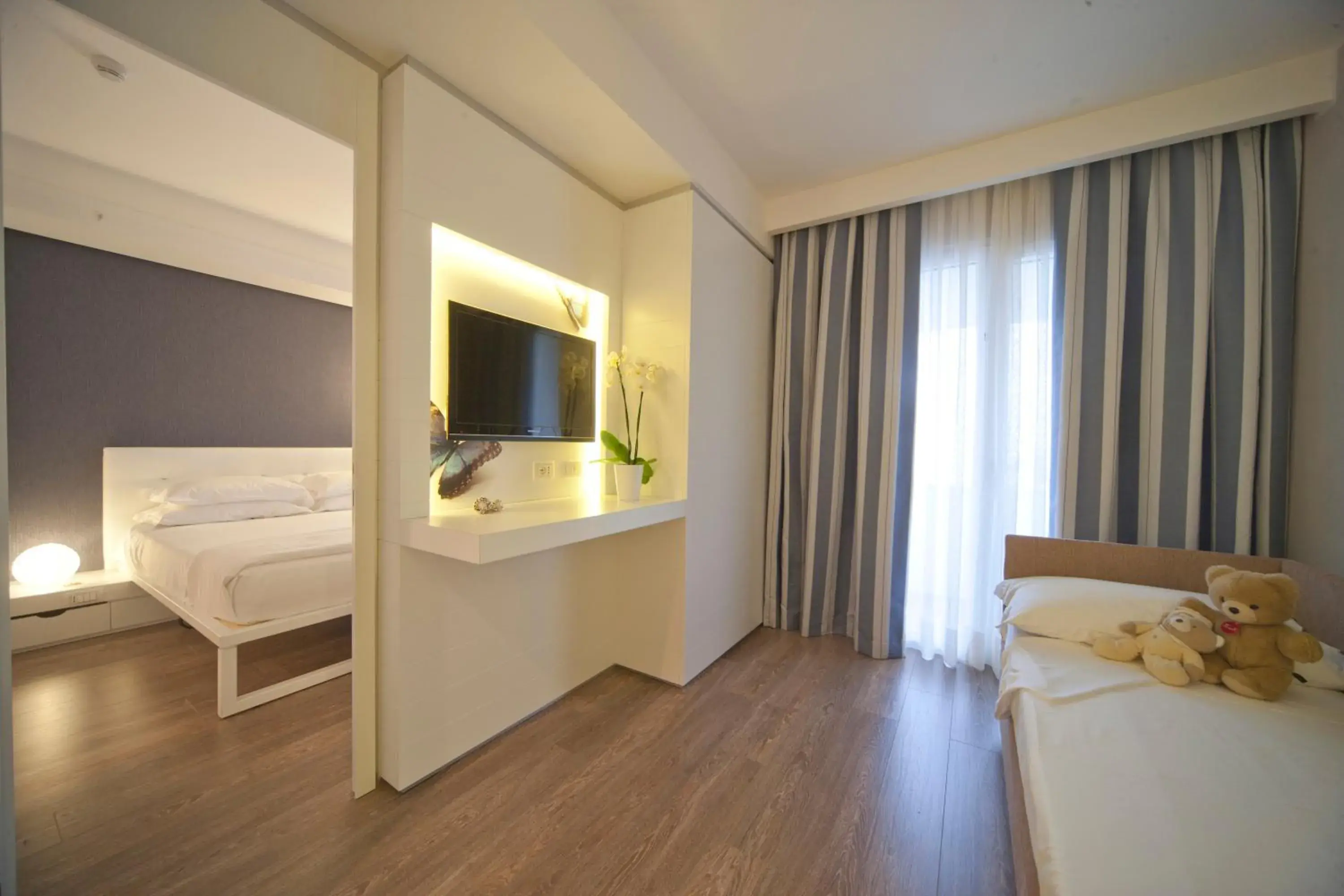 Suite with Balcony - single occupancy in Oxygen Lifestyle Hotel Suite with Balcony - single occupancy in Oxygen Lifestyle Hotel