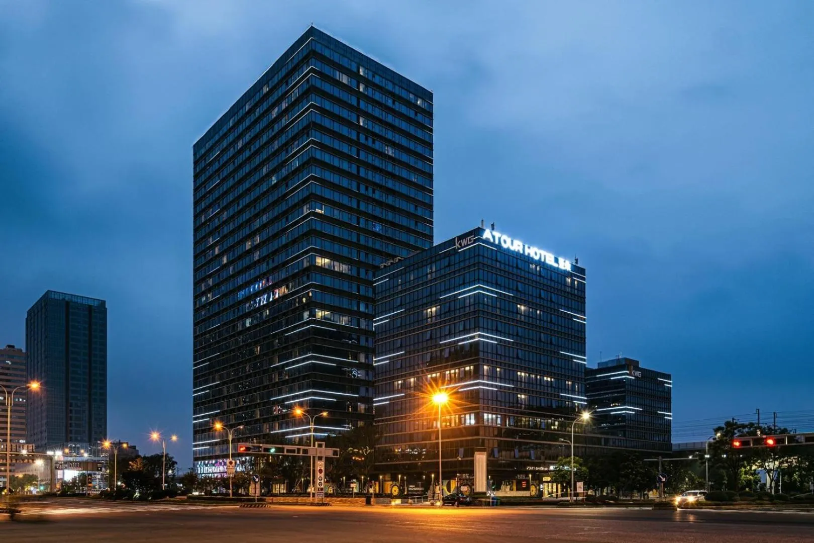 Night in Atour Hotel Suzhou North High-Speed Railway Station