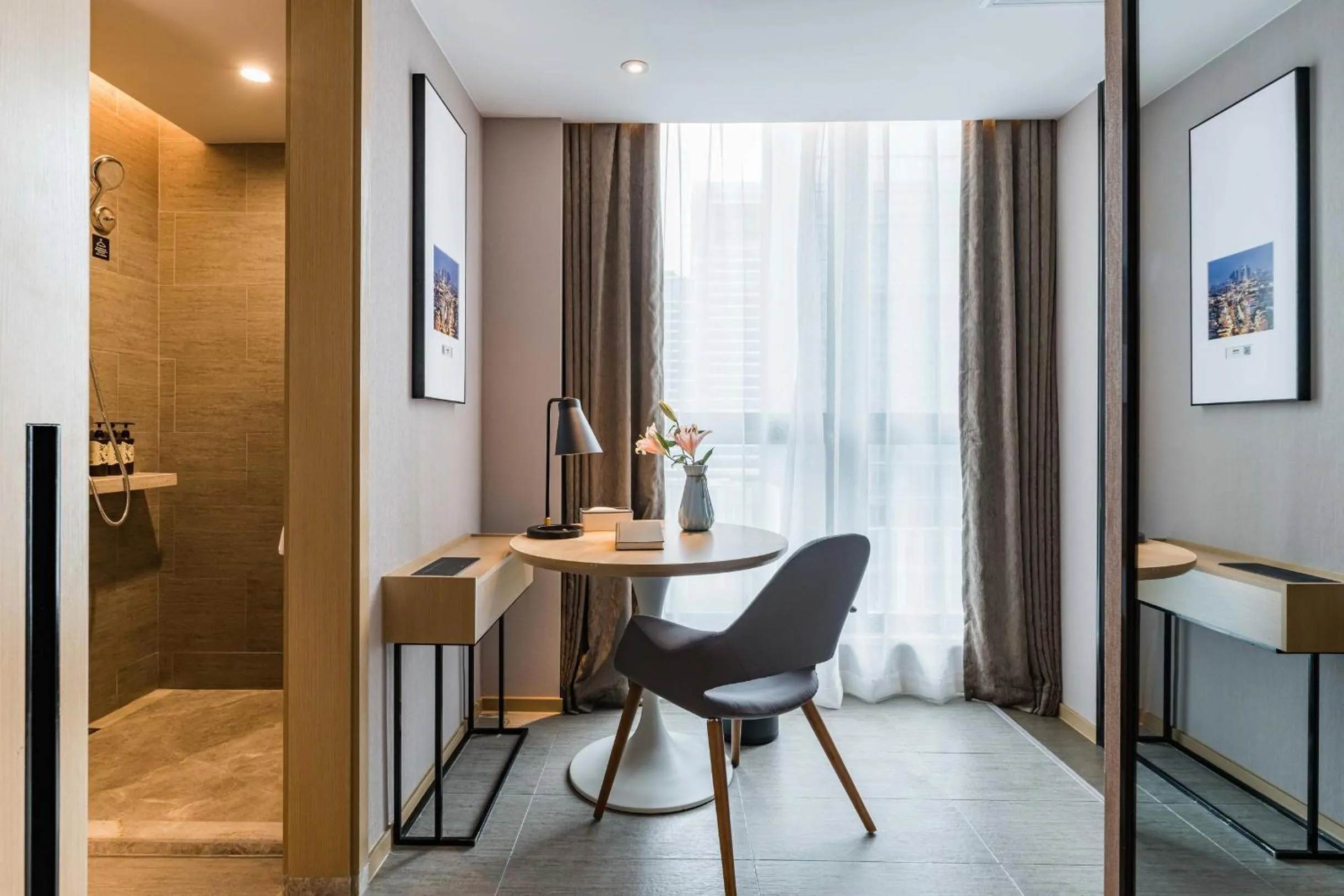 Atour Hotel Suzhou North High-Speed Railway Station