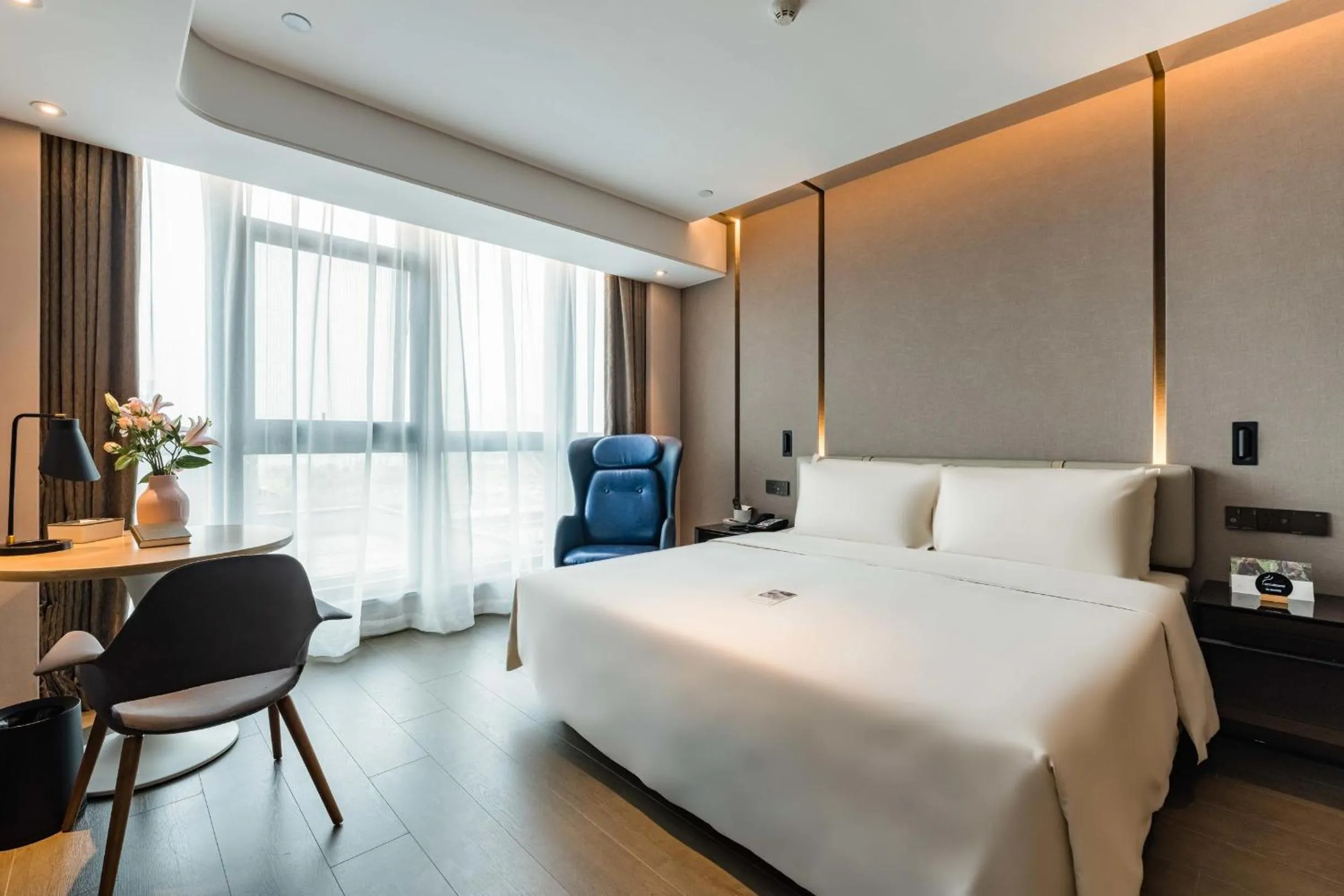 Bed in Atour Hotel Suzhou North High-Speed Railway Station