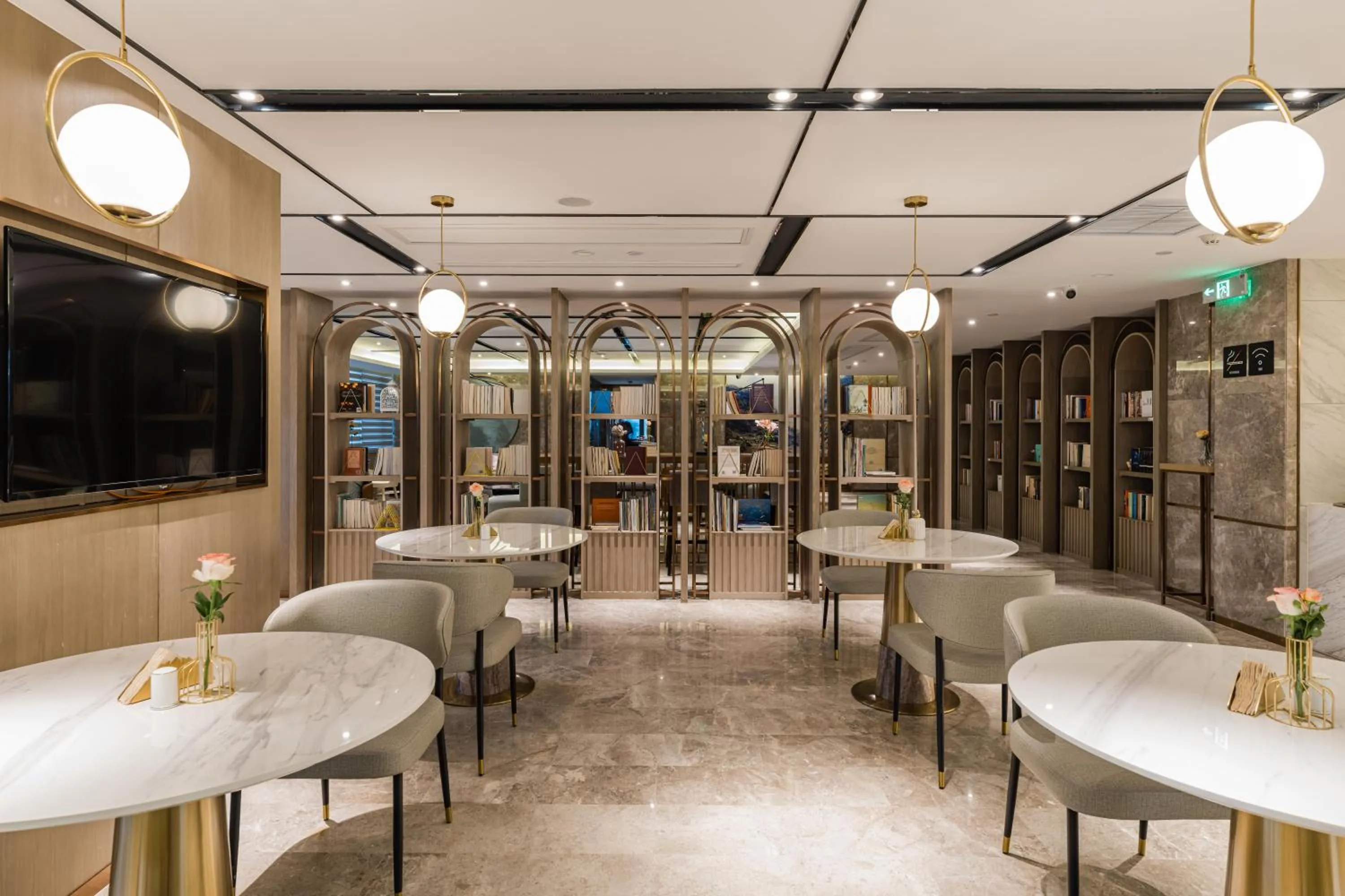 Restaurant/places to eat in Atour Hotel Suzhou North High-Speed Railway Station