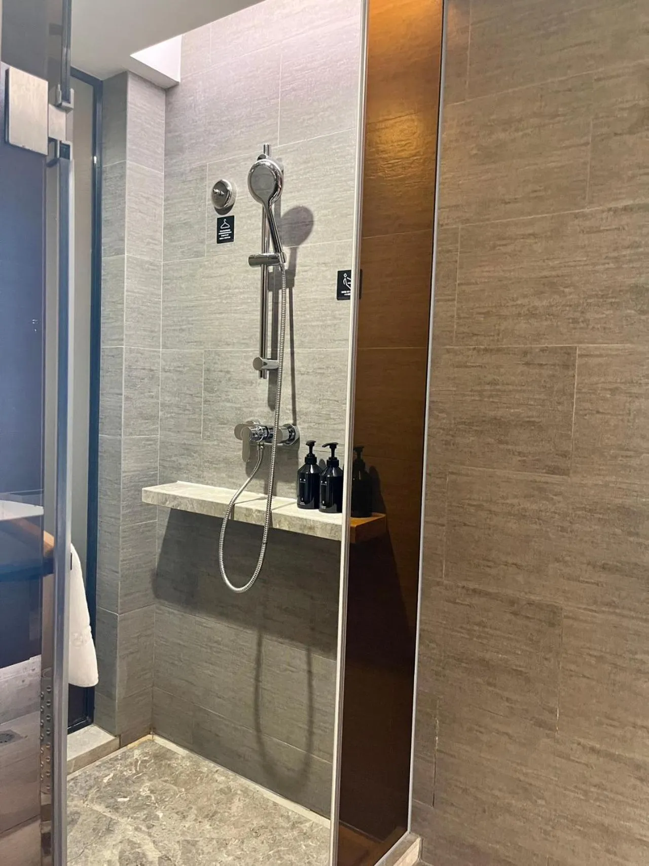 Atour Hotel Suzhou North High-Speed Railway Station