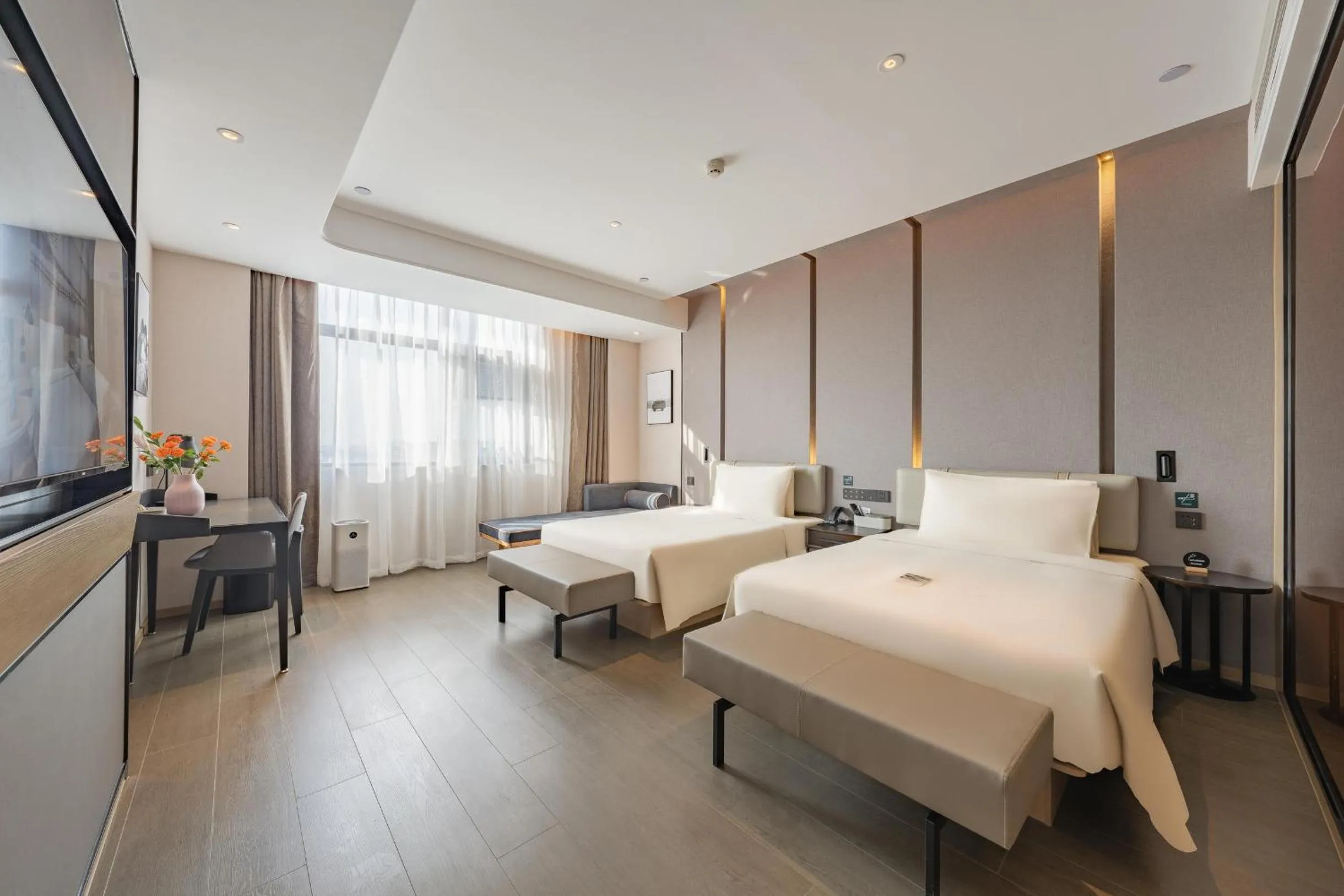 Bed in Atour Hotel Kunshan Baoyu Plaza North Changjiang Road