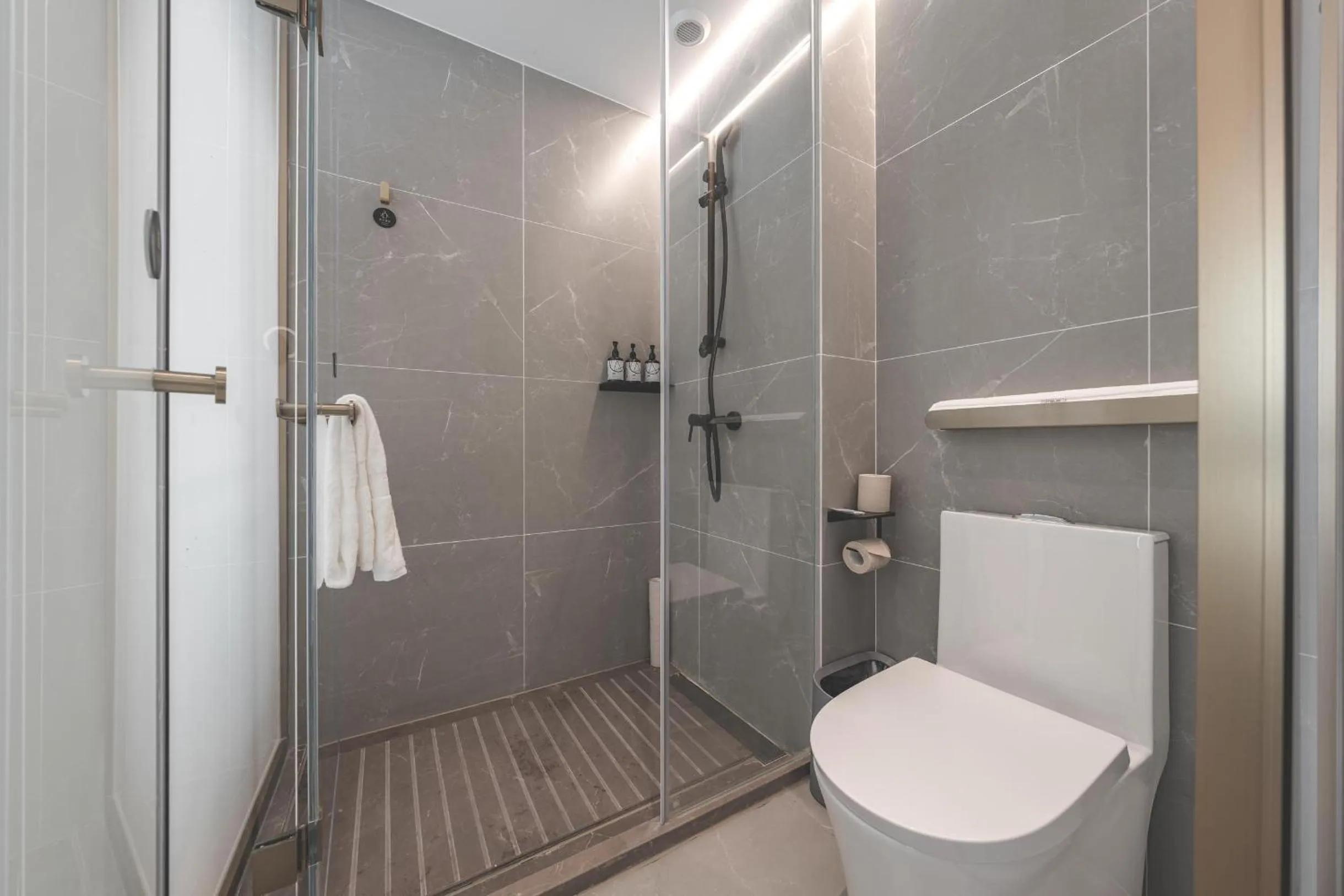 Atour Light Hotel Nantong Drum Plaza South Street