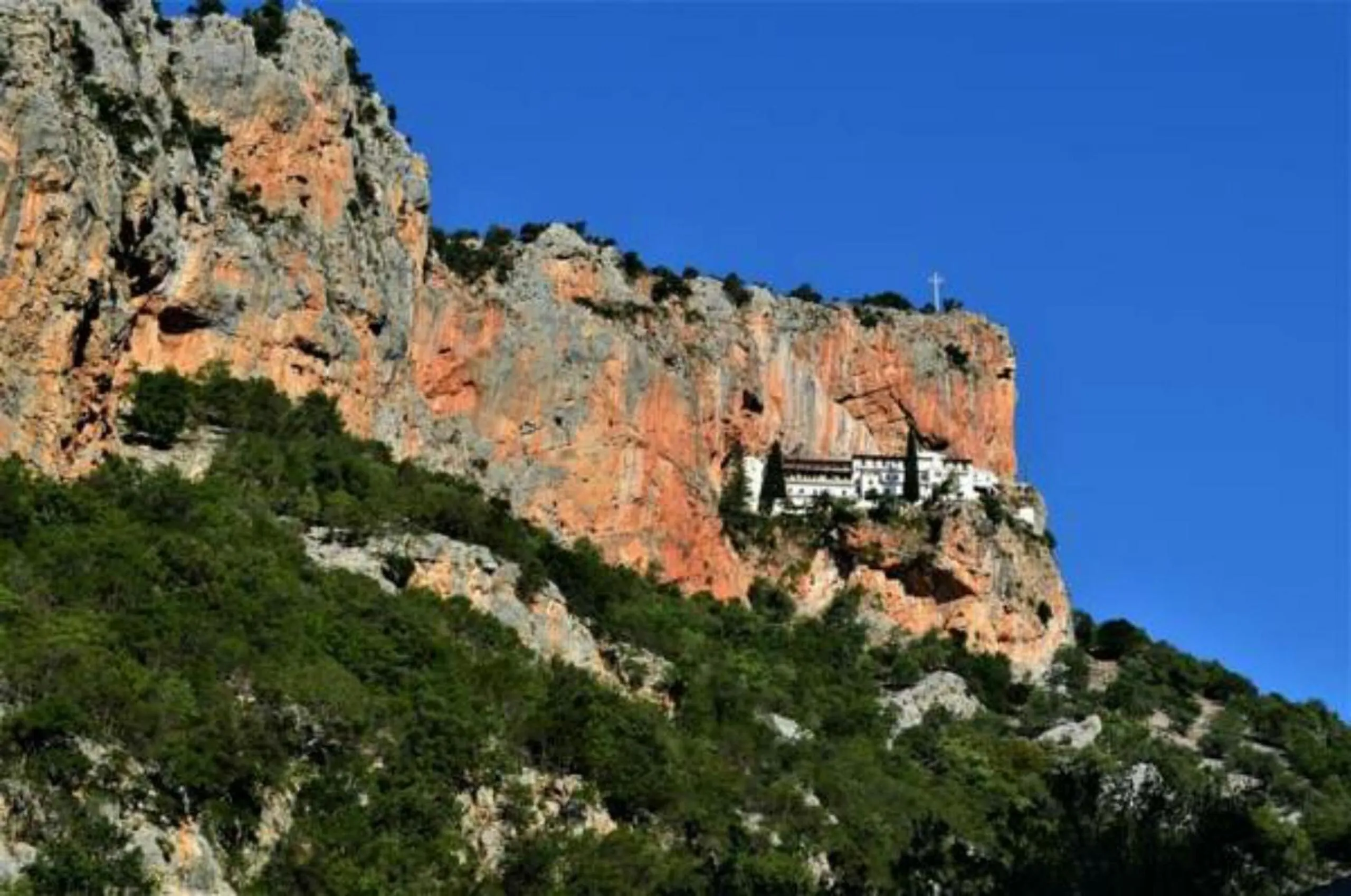 Nearby landmark in Ξενώνας Ουρανογείτων