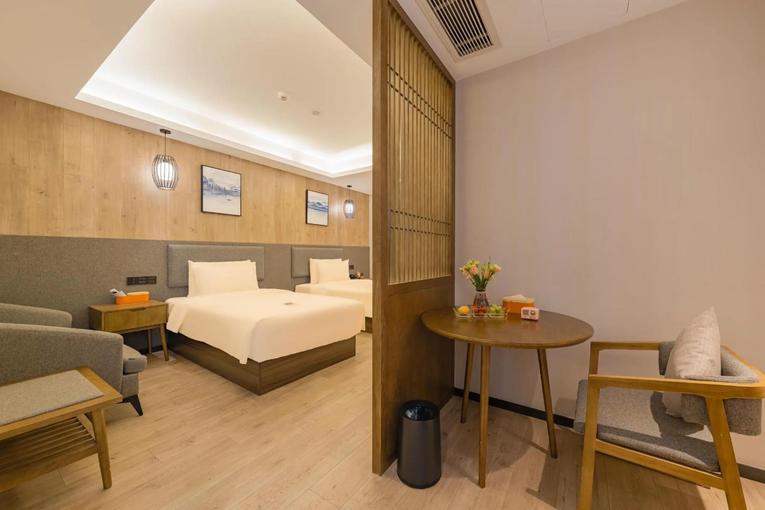 Bed in Atour X Hotel Hangzhou West Lake Ding an Road