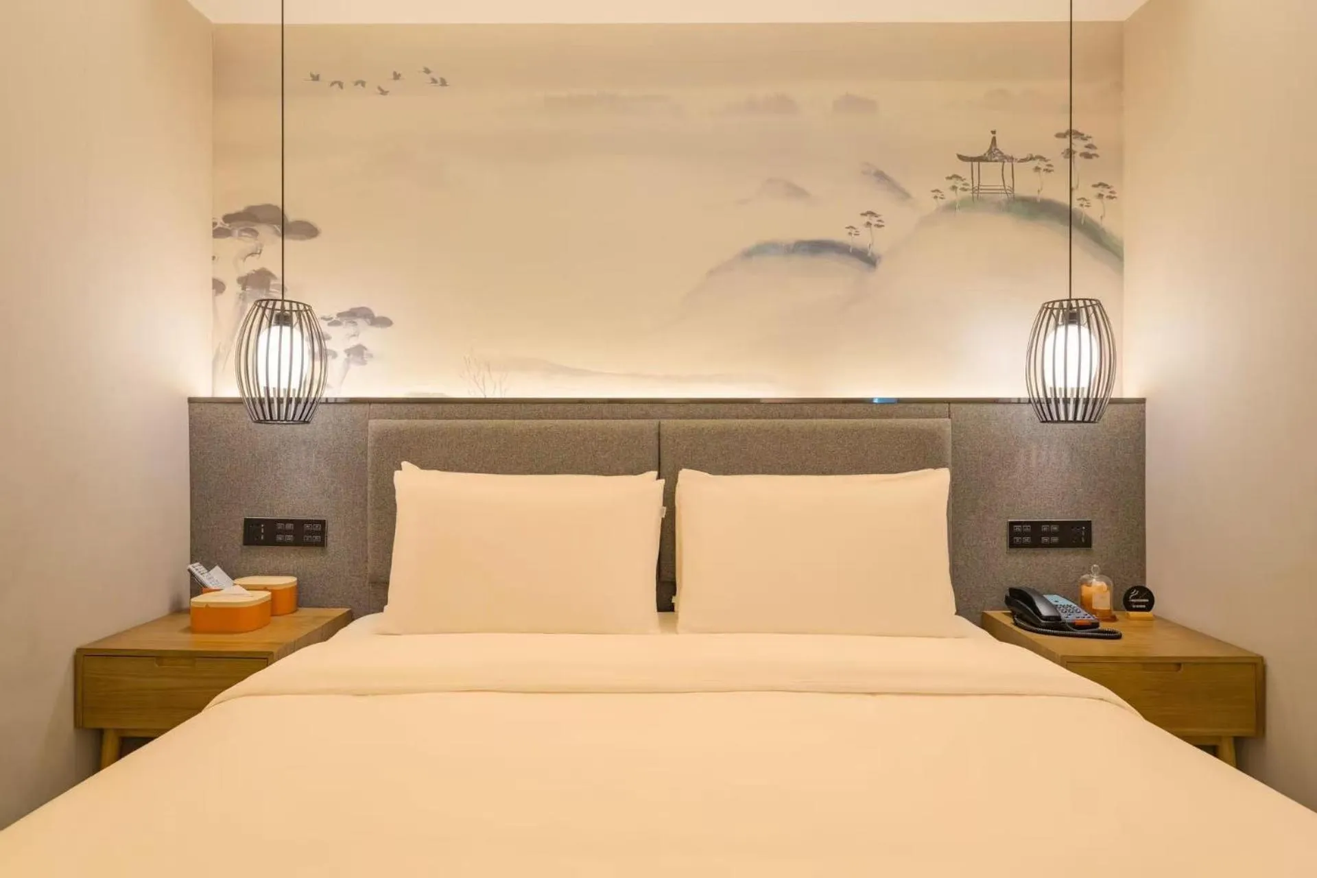 Bed in Atour X Hotel Hangzhou West Lake Ding an Road