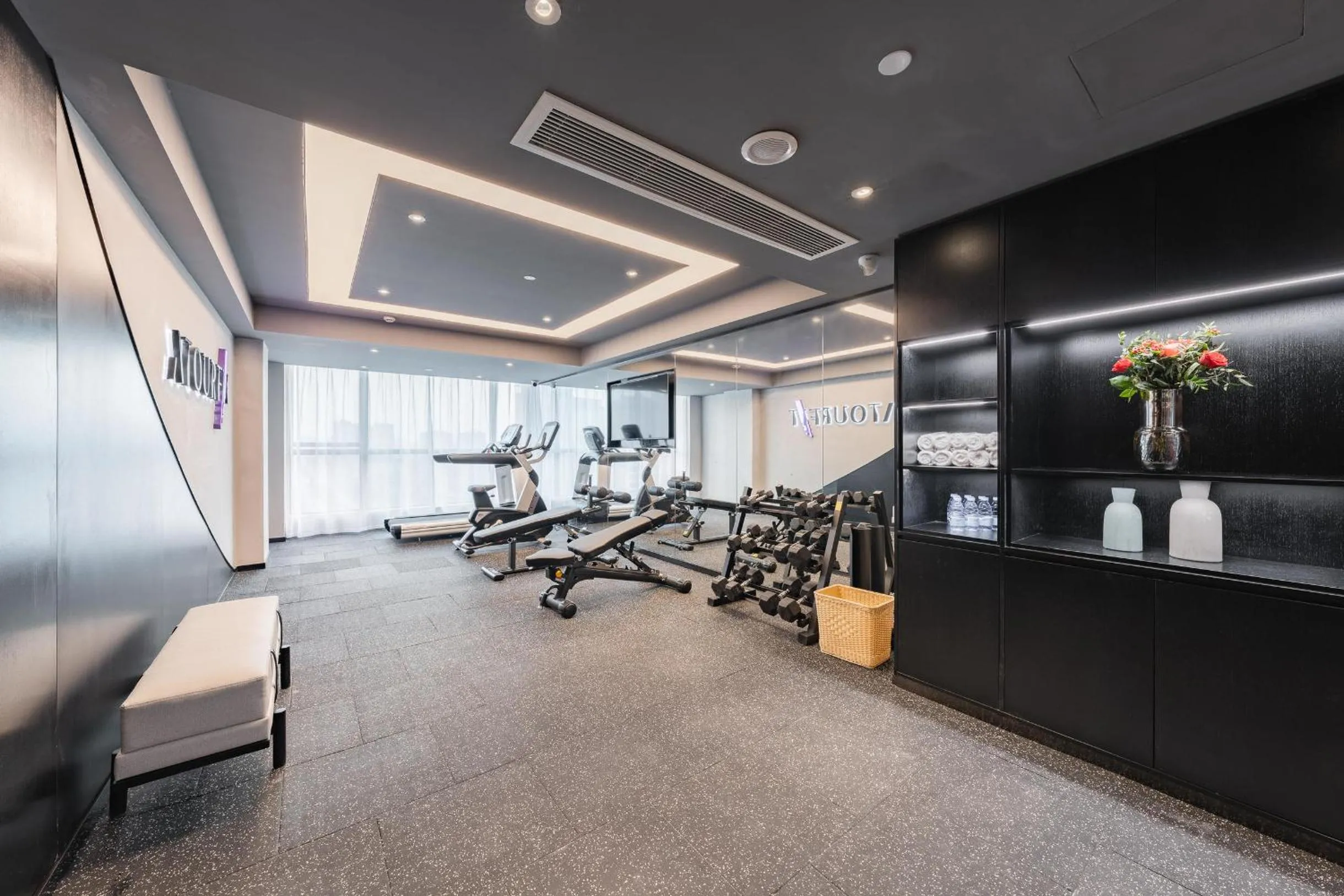 Fitness centre/facilities in Atour Hotel Hangzhou Qianjiang Century Zhenning Road