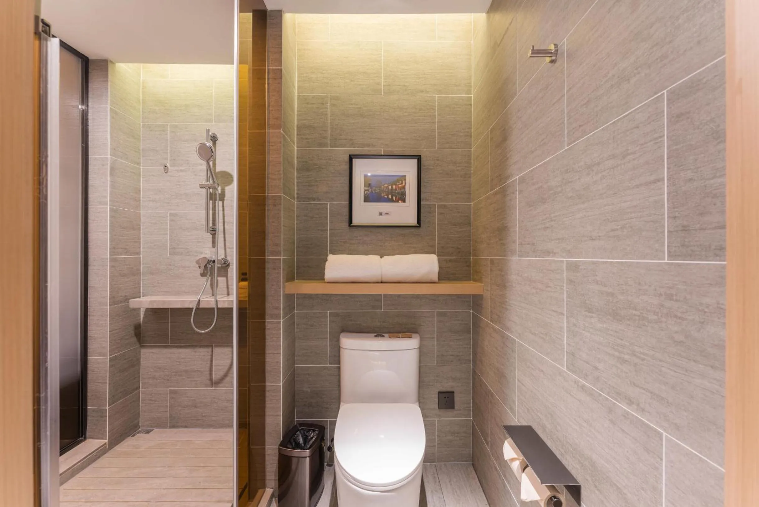 Atour Hotel Tongxiang Wuzhen