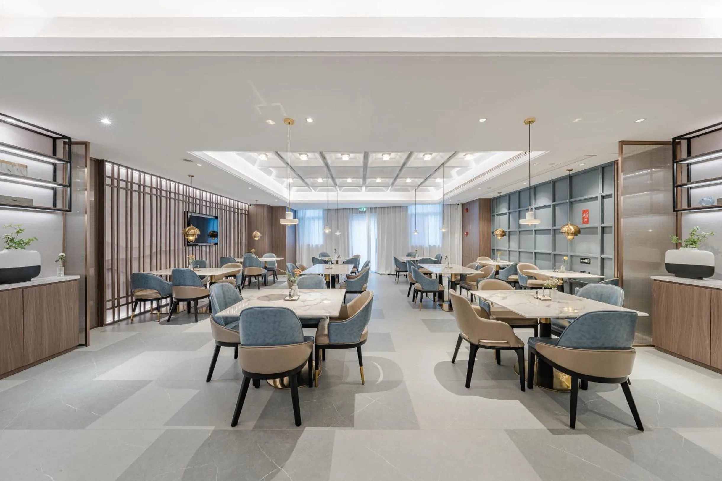 Atour Hotel Jiaxing Pinghu