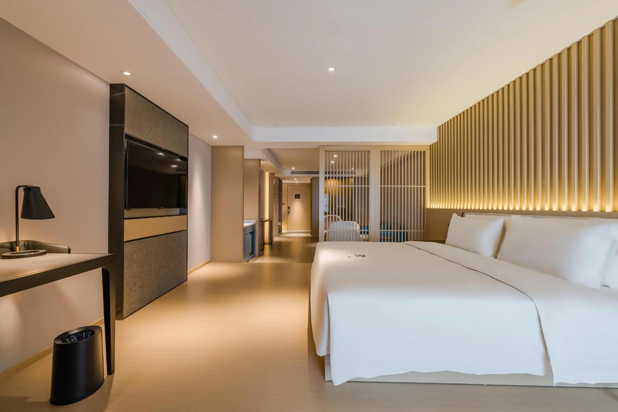 Bed in Atour Hotel Jiaxing Pinghu