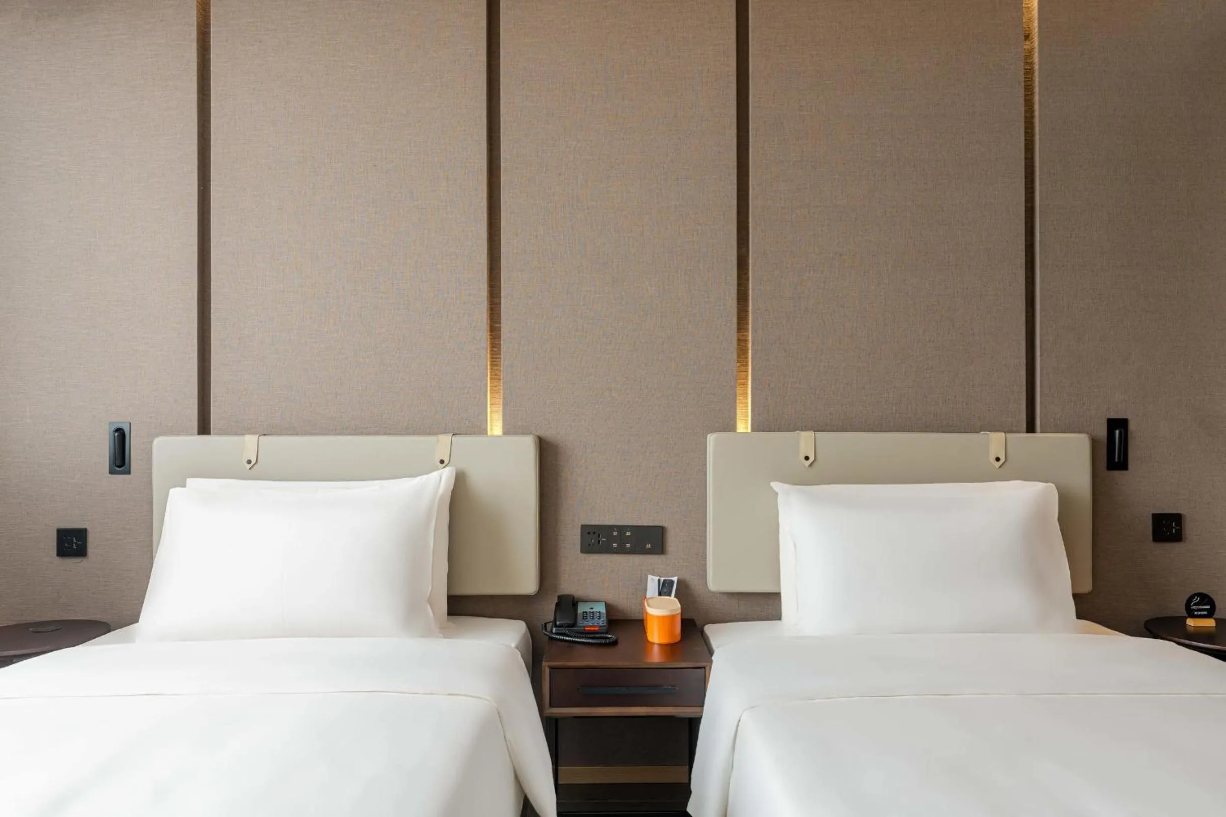 Bed in Atour Hotel Shangxing Lu Xun s Hometown