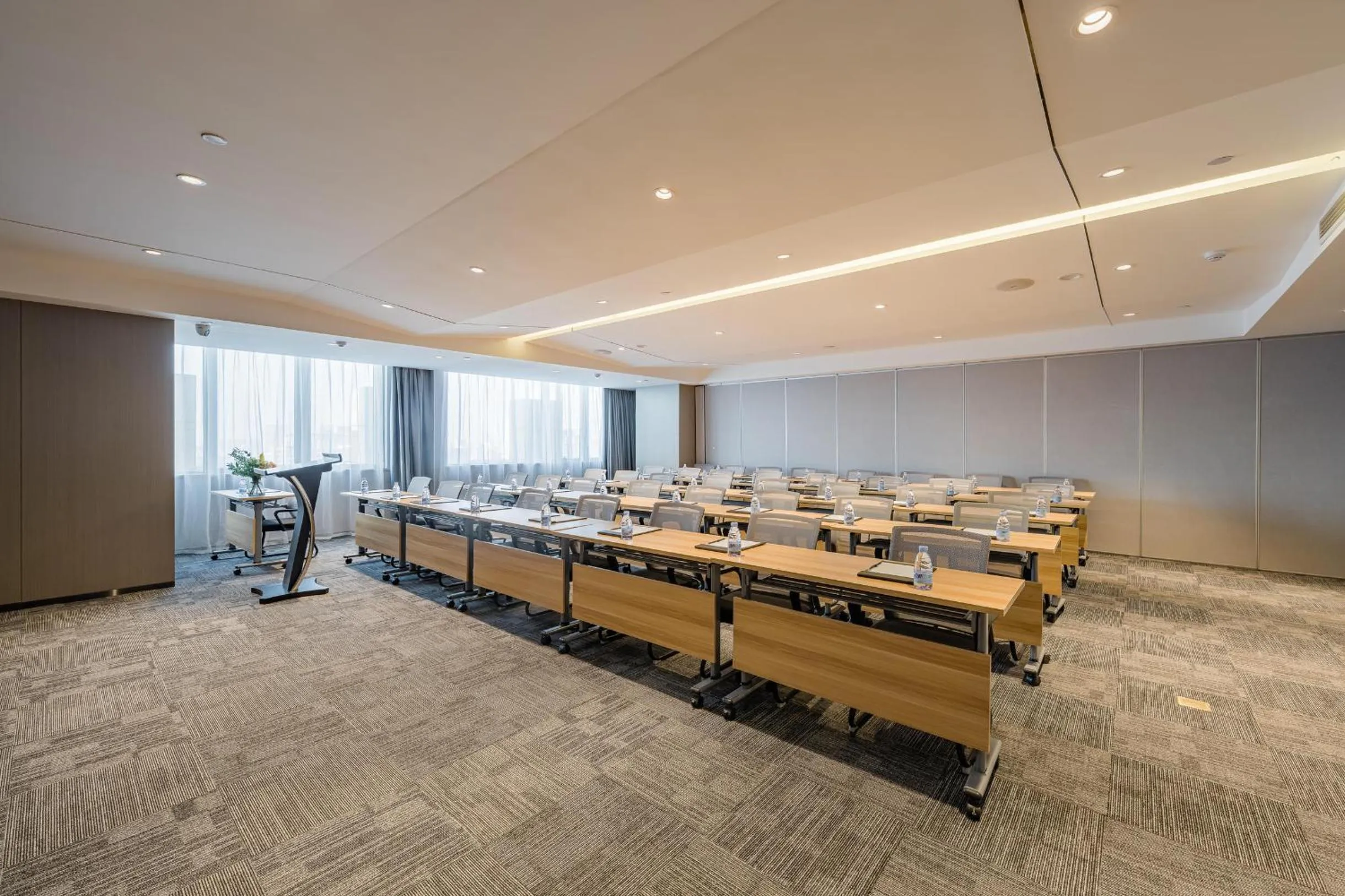 Meeting/conference room in Atour Hotel Hefei USTC Huangshan Road