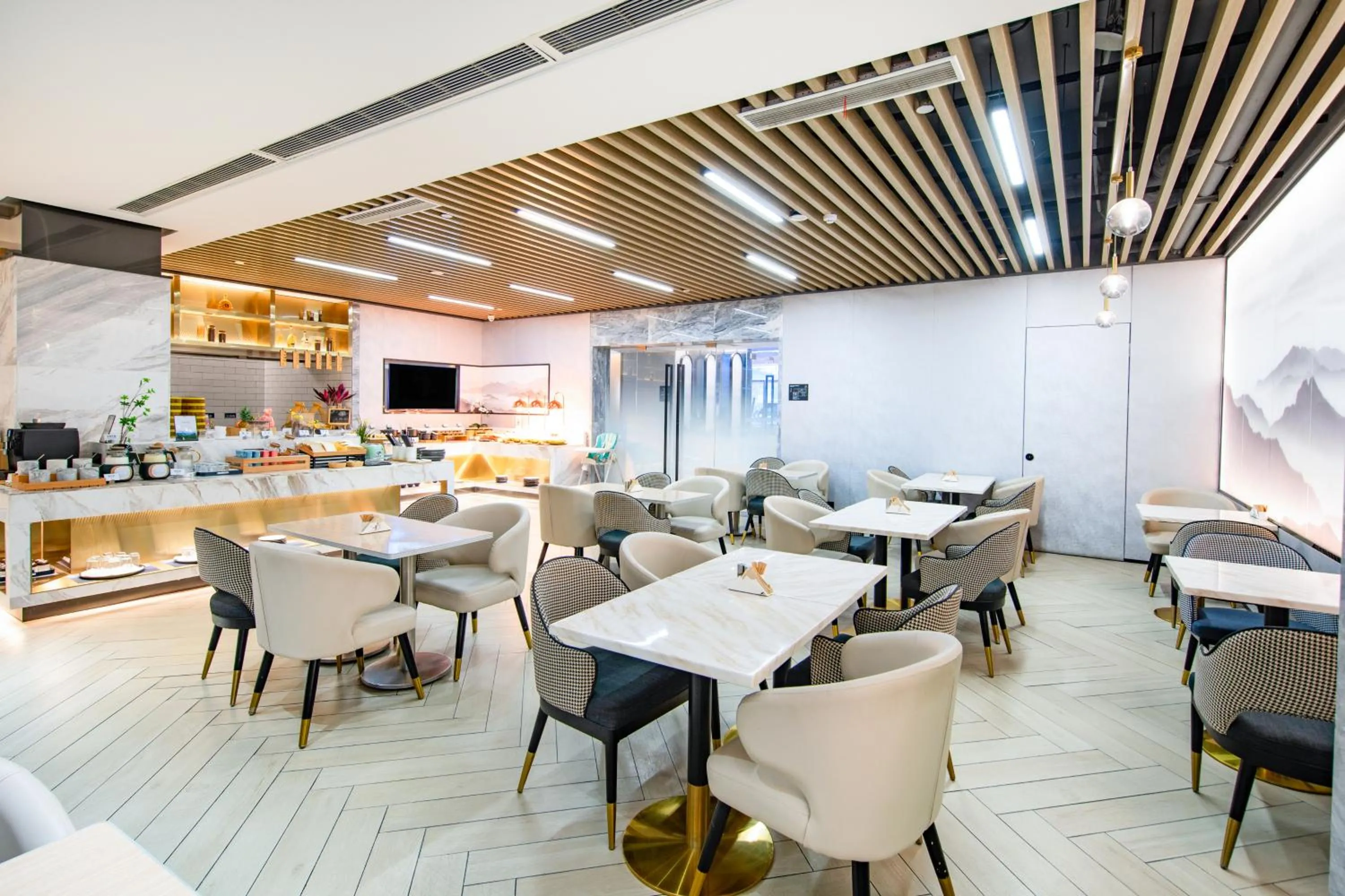 Restaurant/places to eat in Atour Hotel Ma anshan East Station