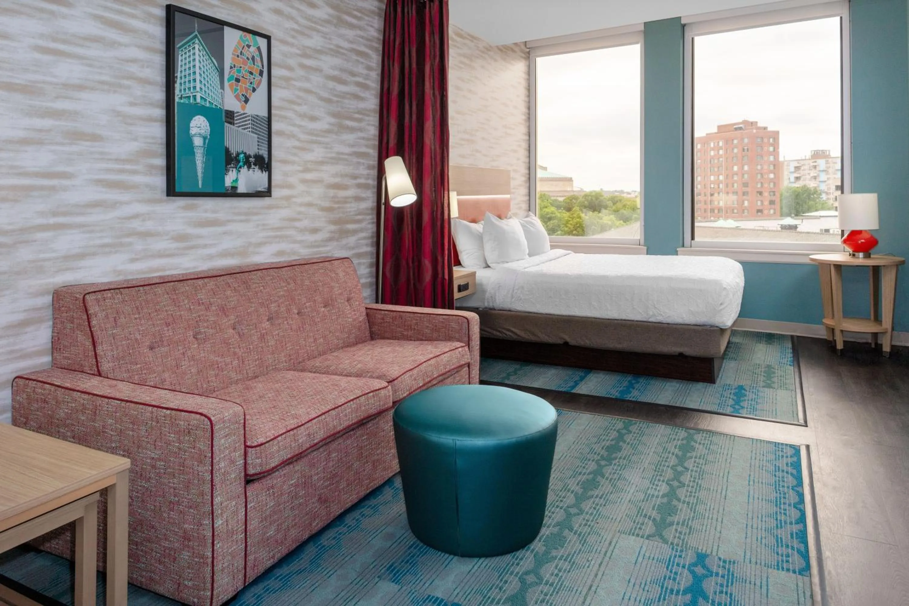 Bed in Home2 Suites By Hilton St Louis Downtown