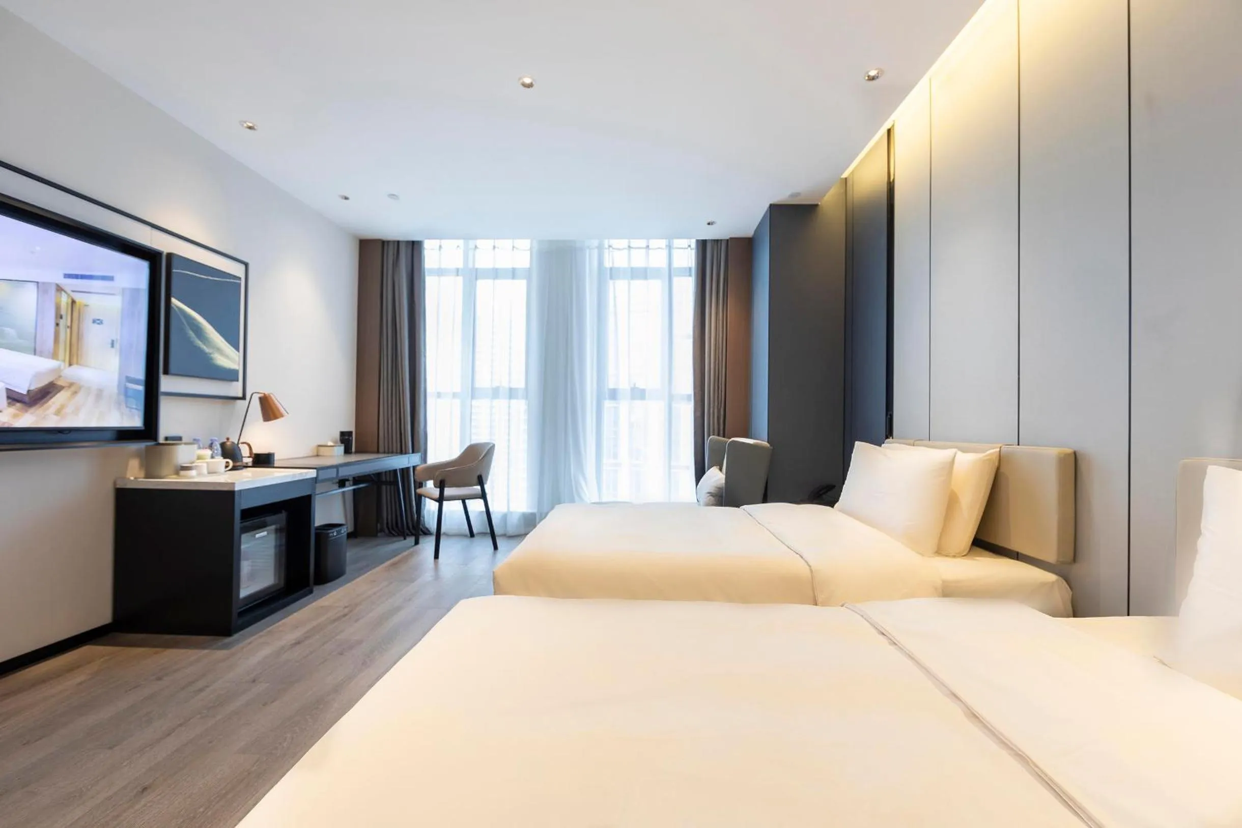 Bed in Atour Hotel Zhengzhou East Station Longzi Lake