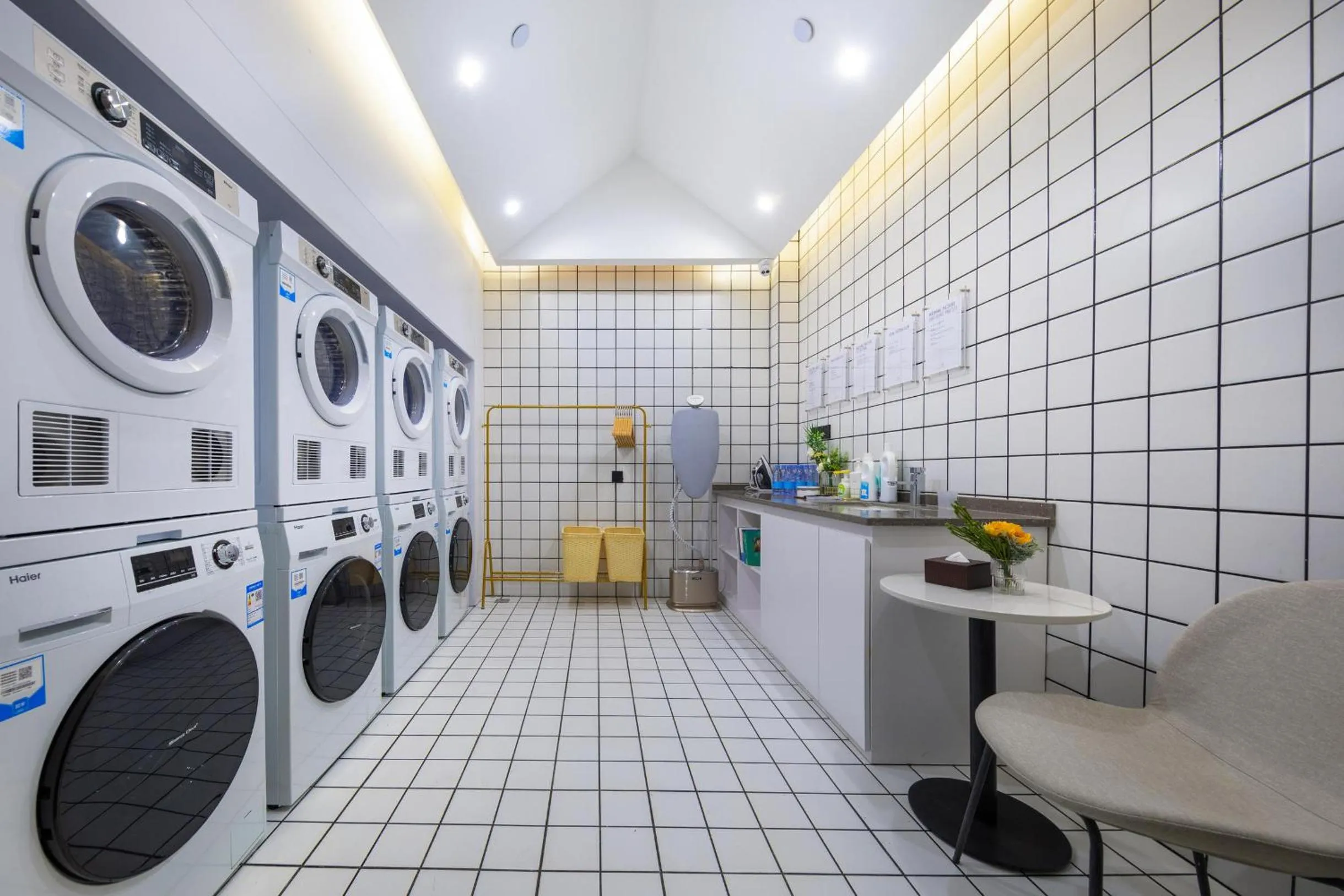 Atour S Hotel Wuhan Chuhehanjie