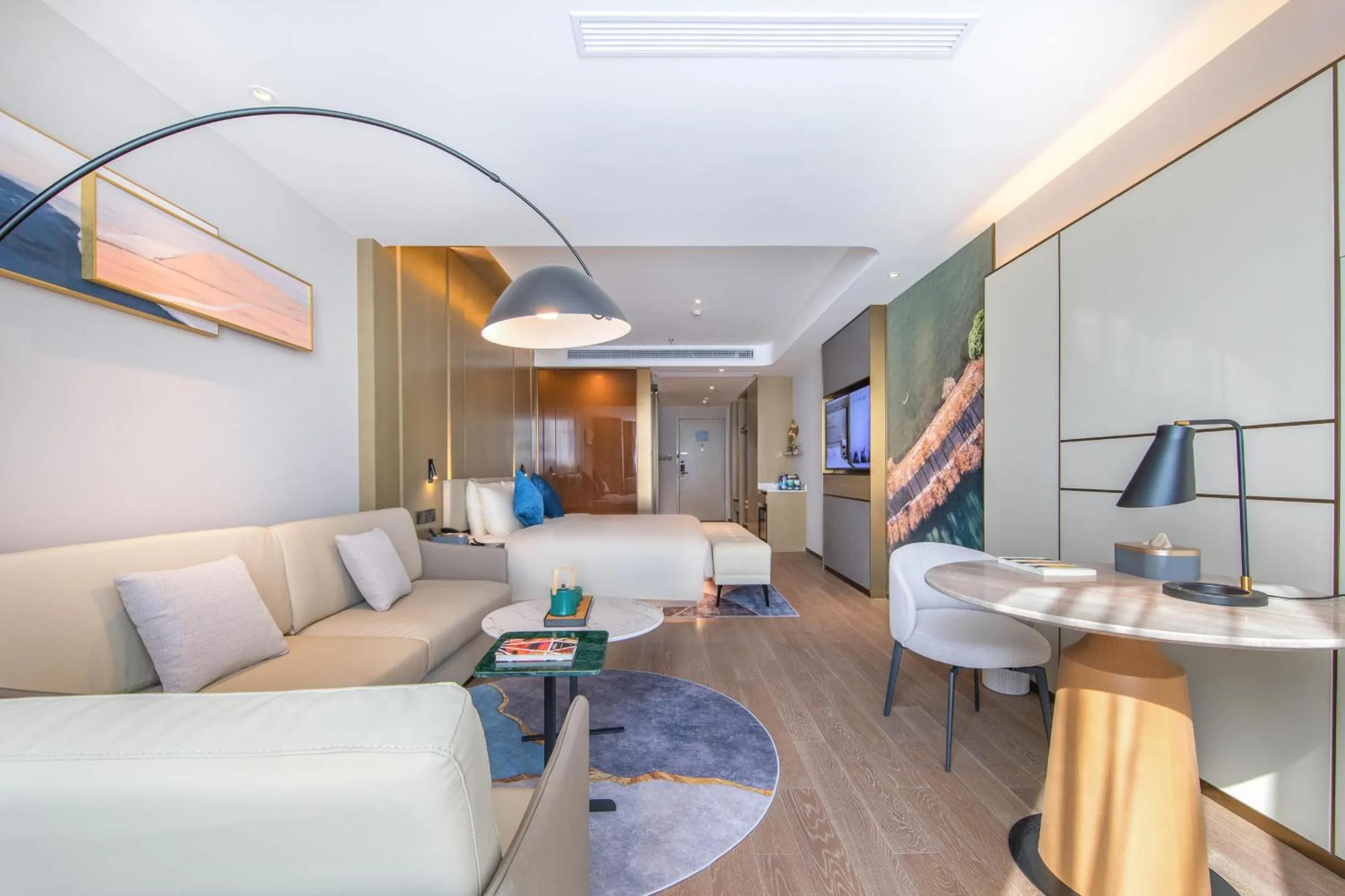 Atour S Hotel Wuhan Chuhehanjie