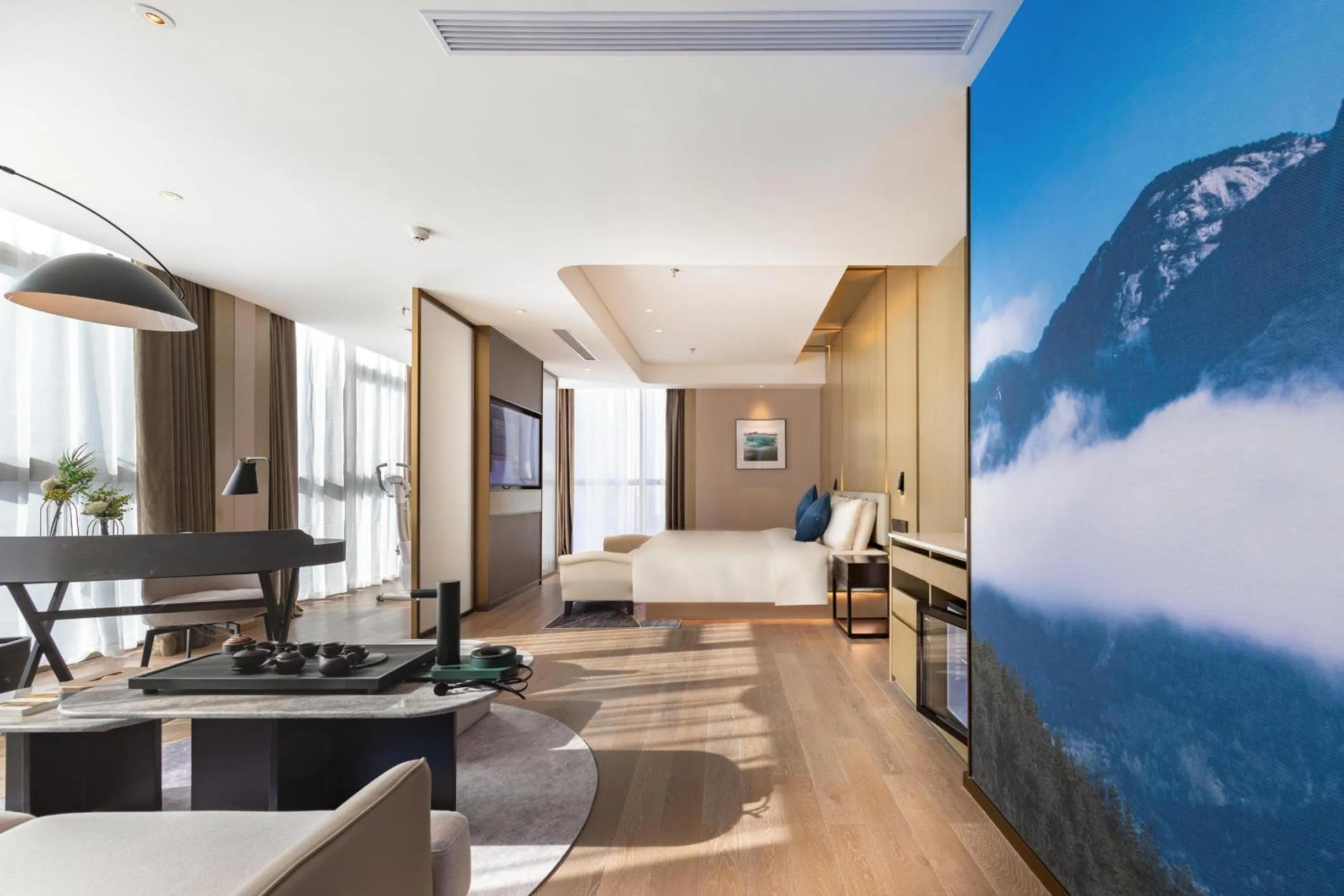 Atour S Hotel Wuhan Chuhehanjie