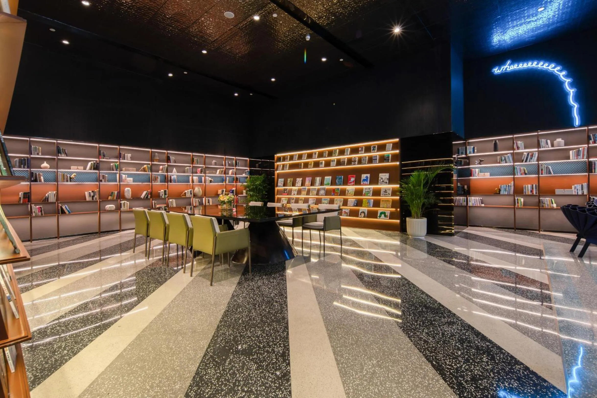 Seating area in Atour S Hotel Shenzhen Futian Port