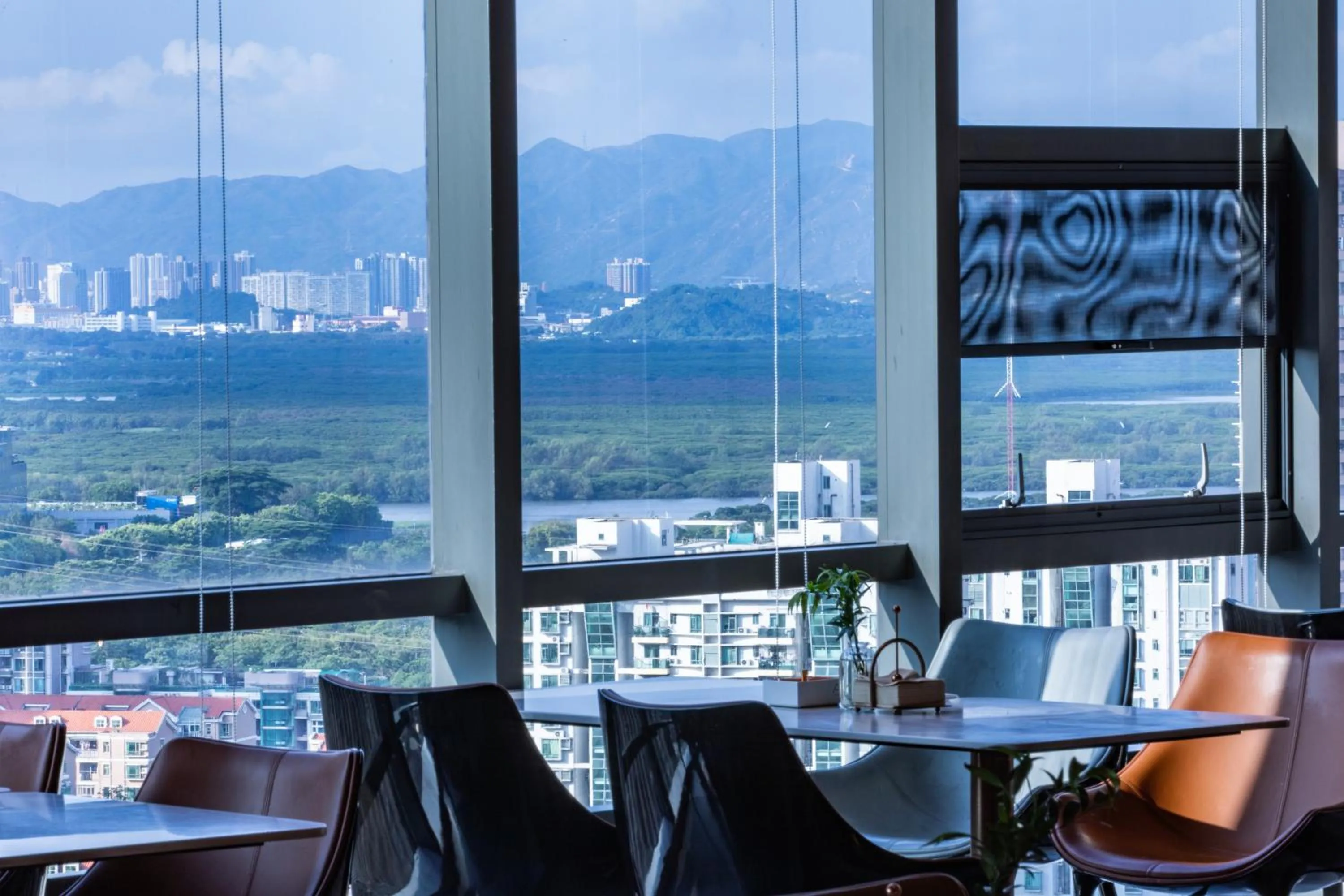 Restaurant/places to eat in Atour S Hotel Shenzhen Futian Port