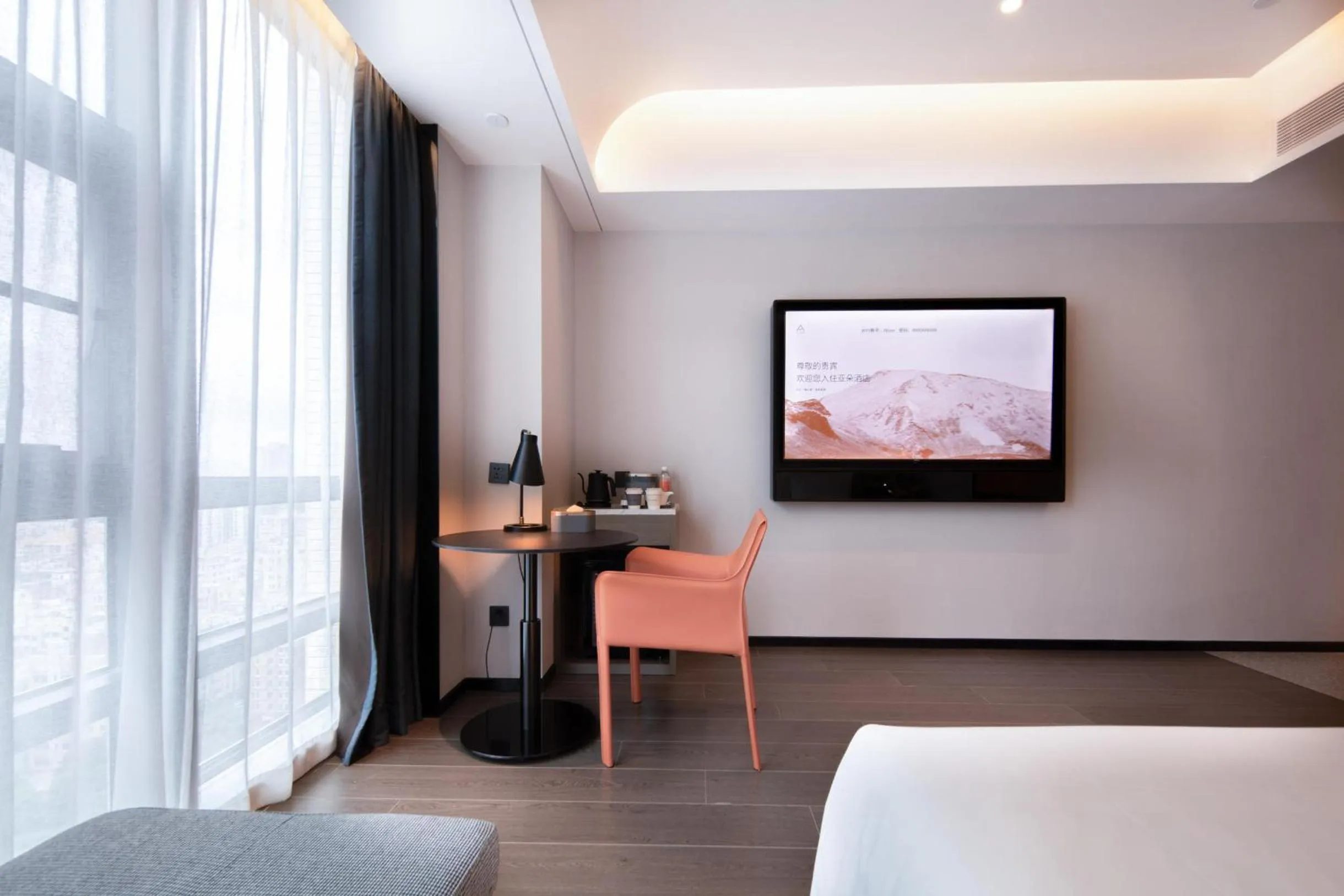 Bedroom, Bed in Atour S Hotel Shenzhen Futian Port