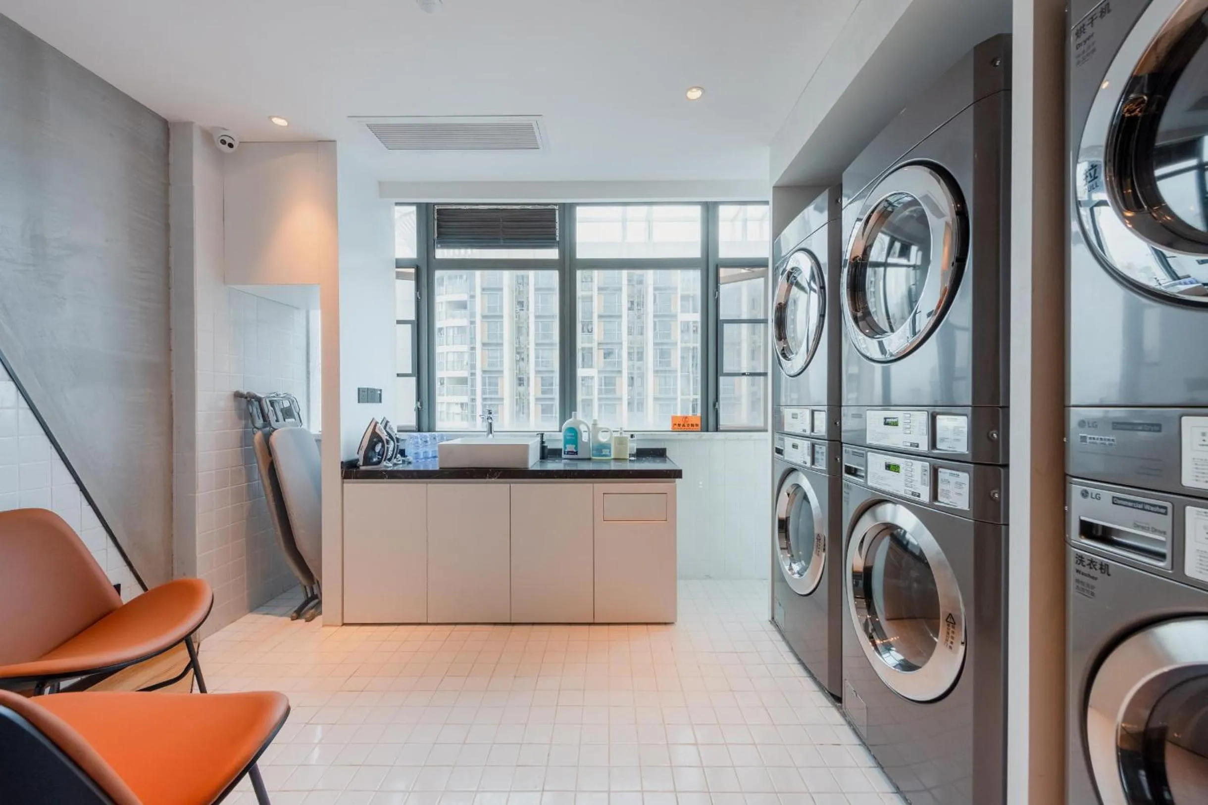 washing machine in Atour S Hotel Shenzhen Futian Port