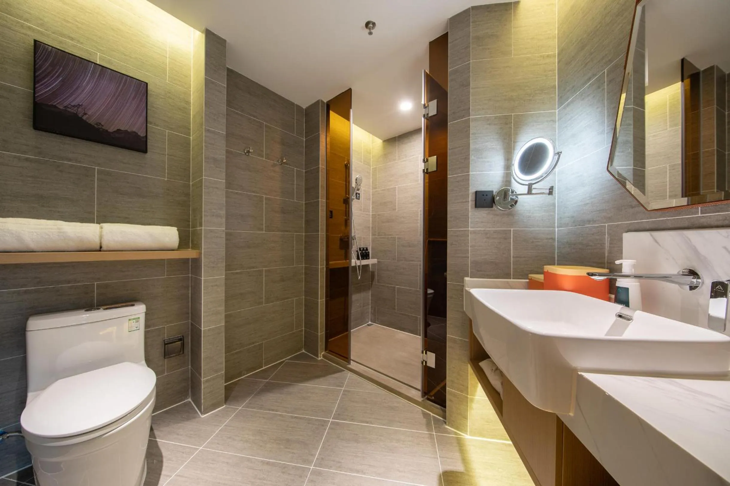 Atour Hotel Zhuhai Gongbei Fuhuali