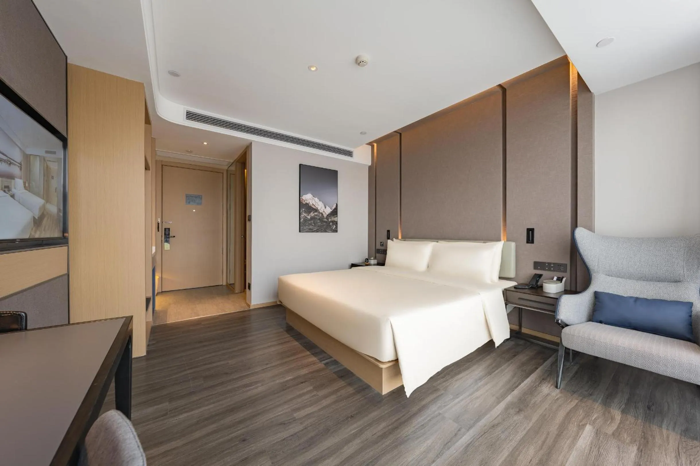 Bed in Atour Hotel Chongqing West Station