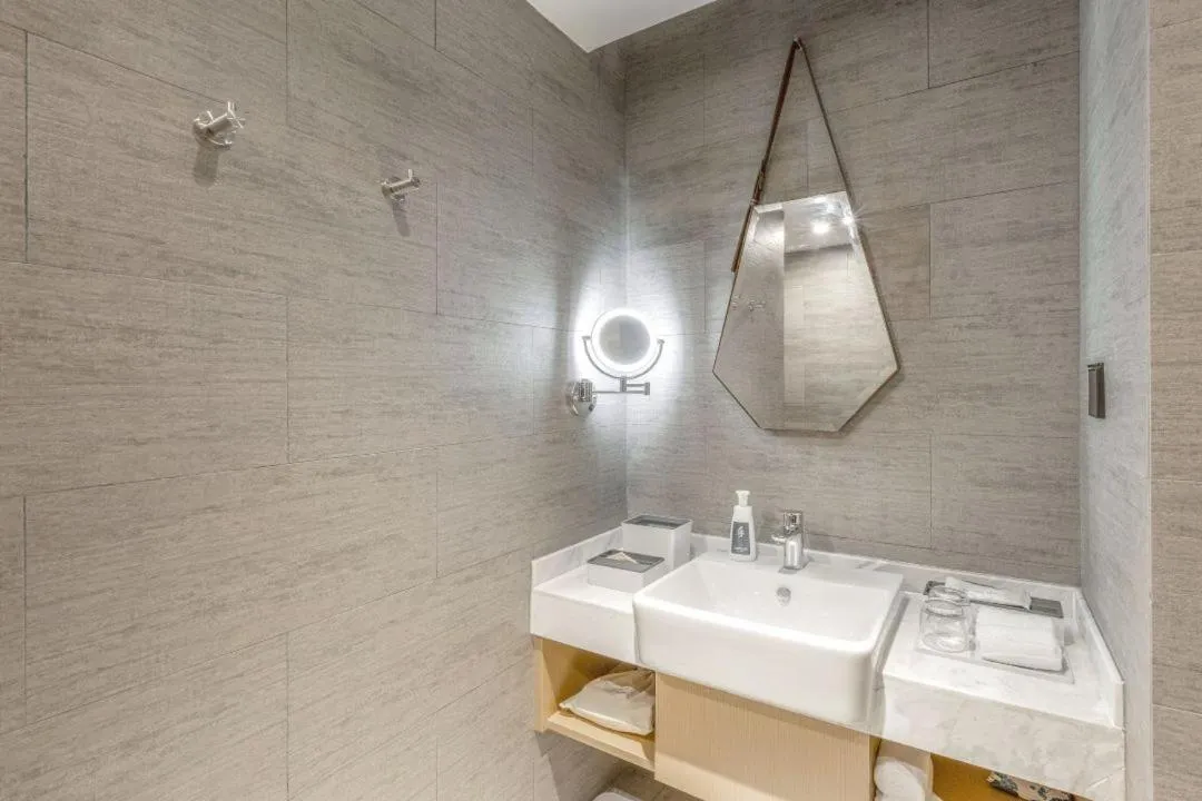 Bathroom in Atour Hotel Chengdu North Renmin Road