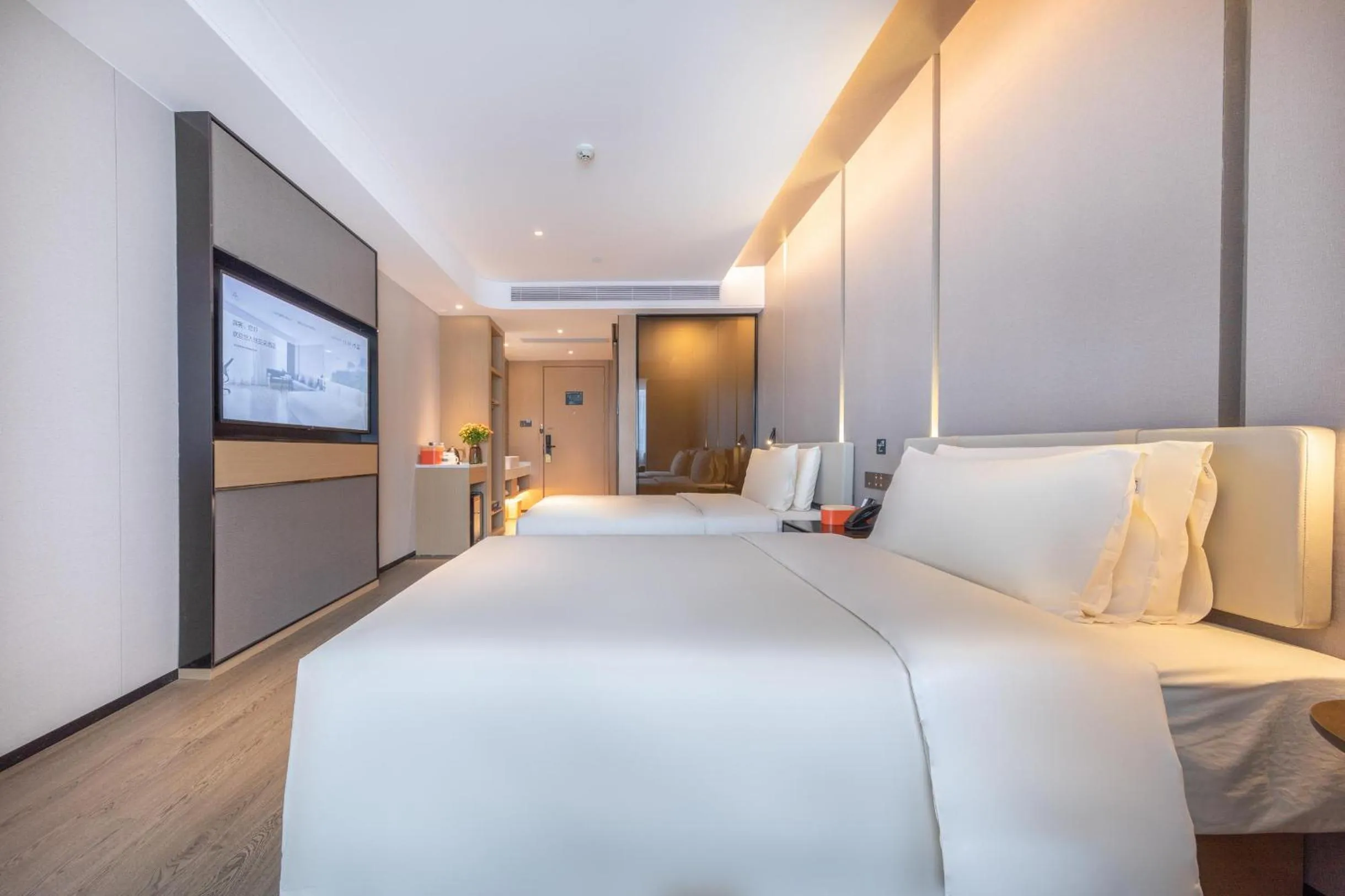 Bed in Chengdu Consulate Road, Sichuan University Wangjiang Campus Atour Hotel