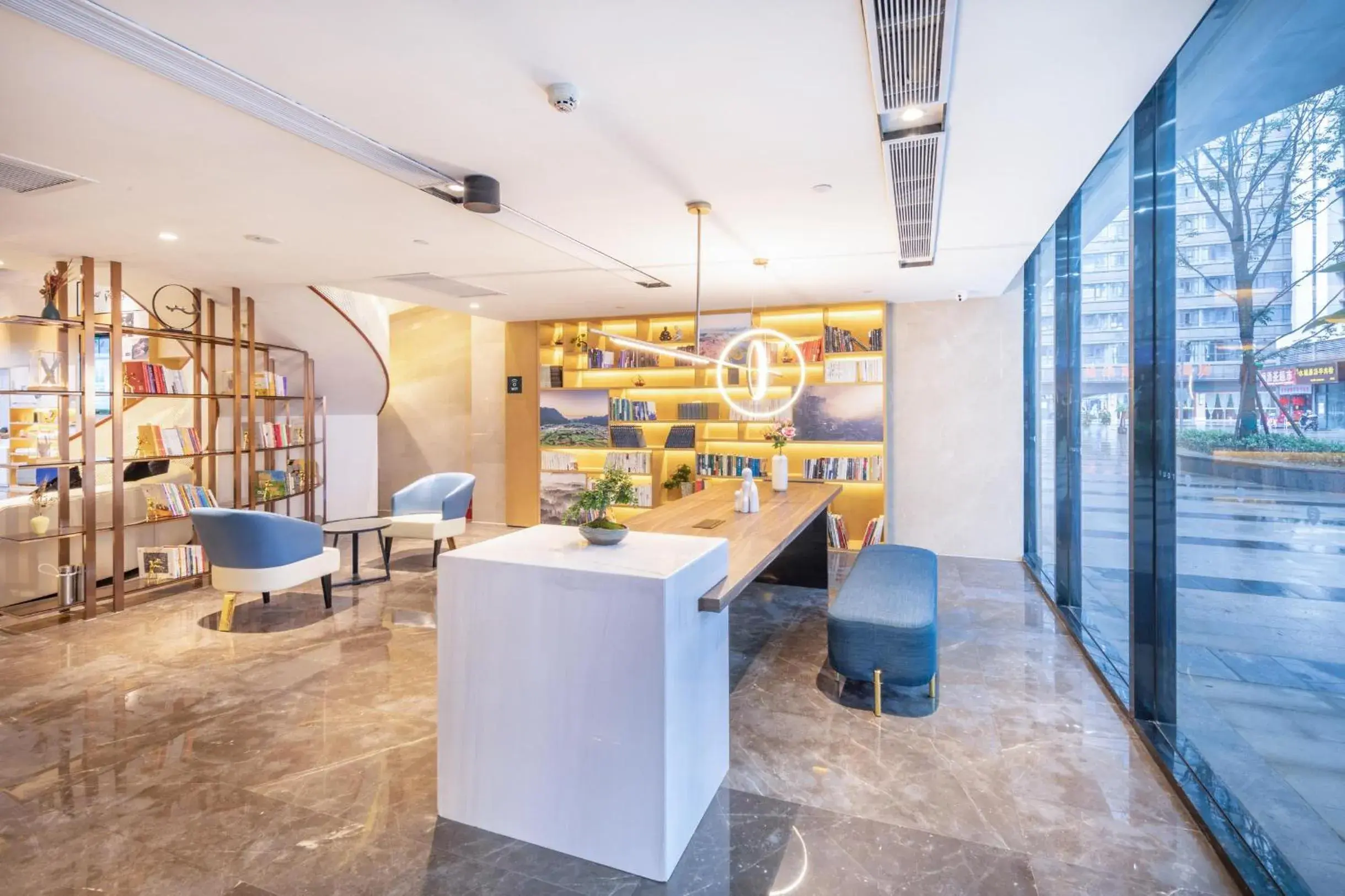 Atour Hotel Guiyang Guanshan Lake City Government Atour Hotel Guiyang Guanshan Lake City Government