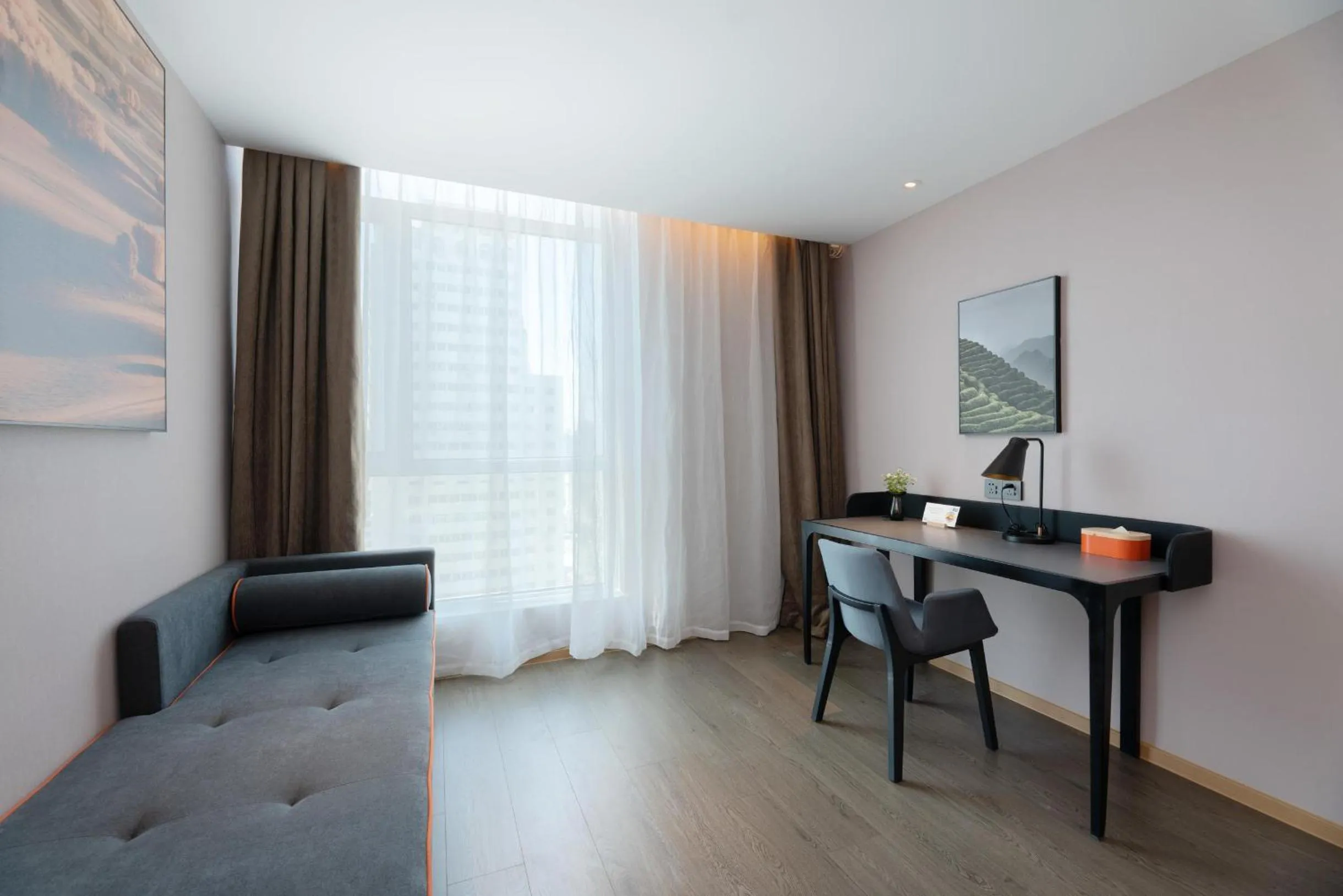 Atour Hotel Lanzhou Xiguan Zhangye Road Pedestrian Street