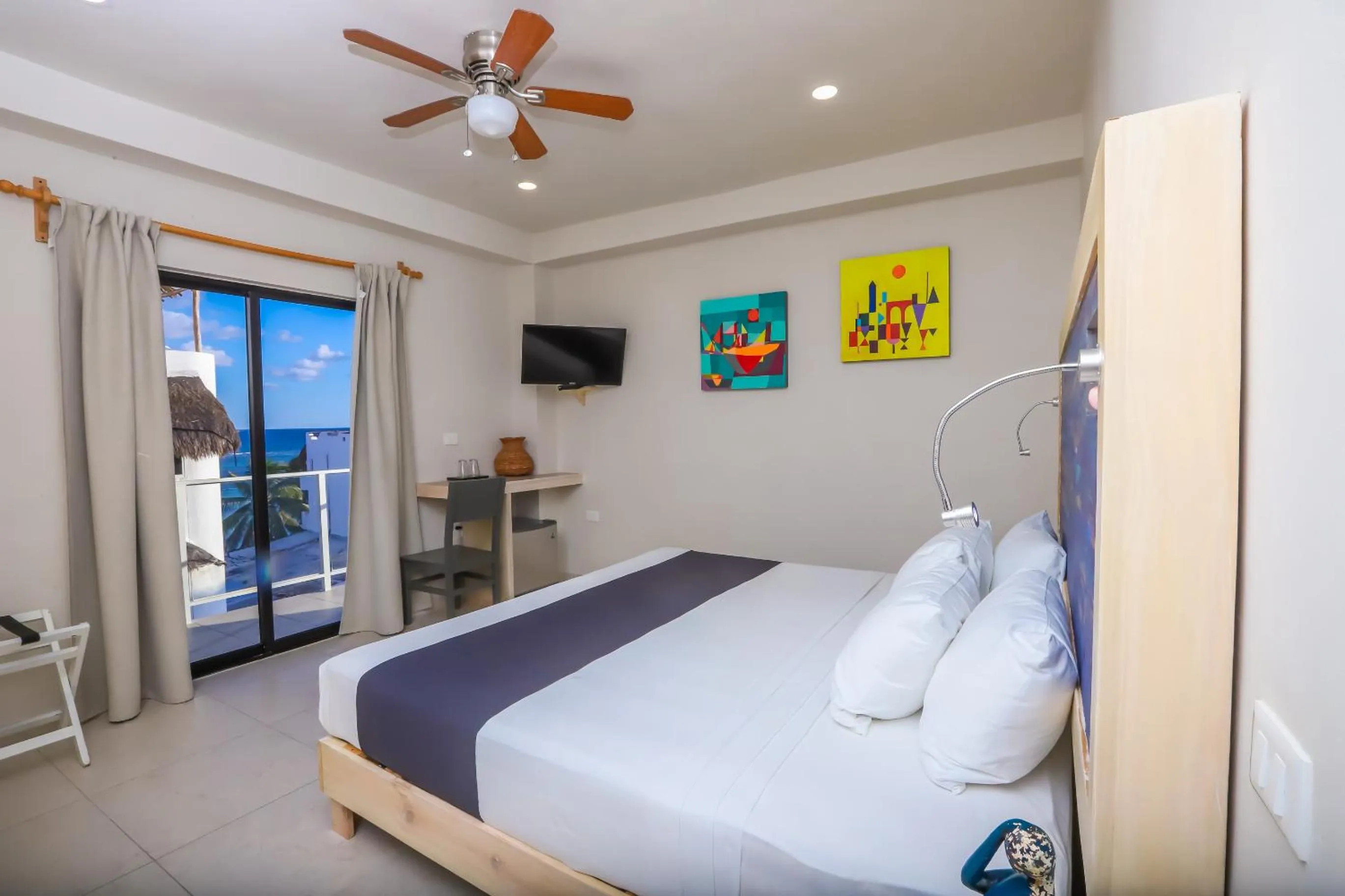 Bed in Hotel Inkanto