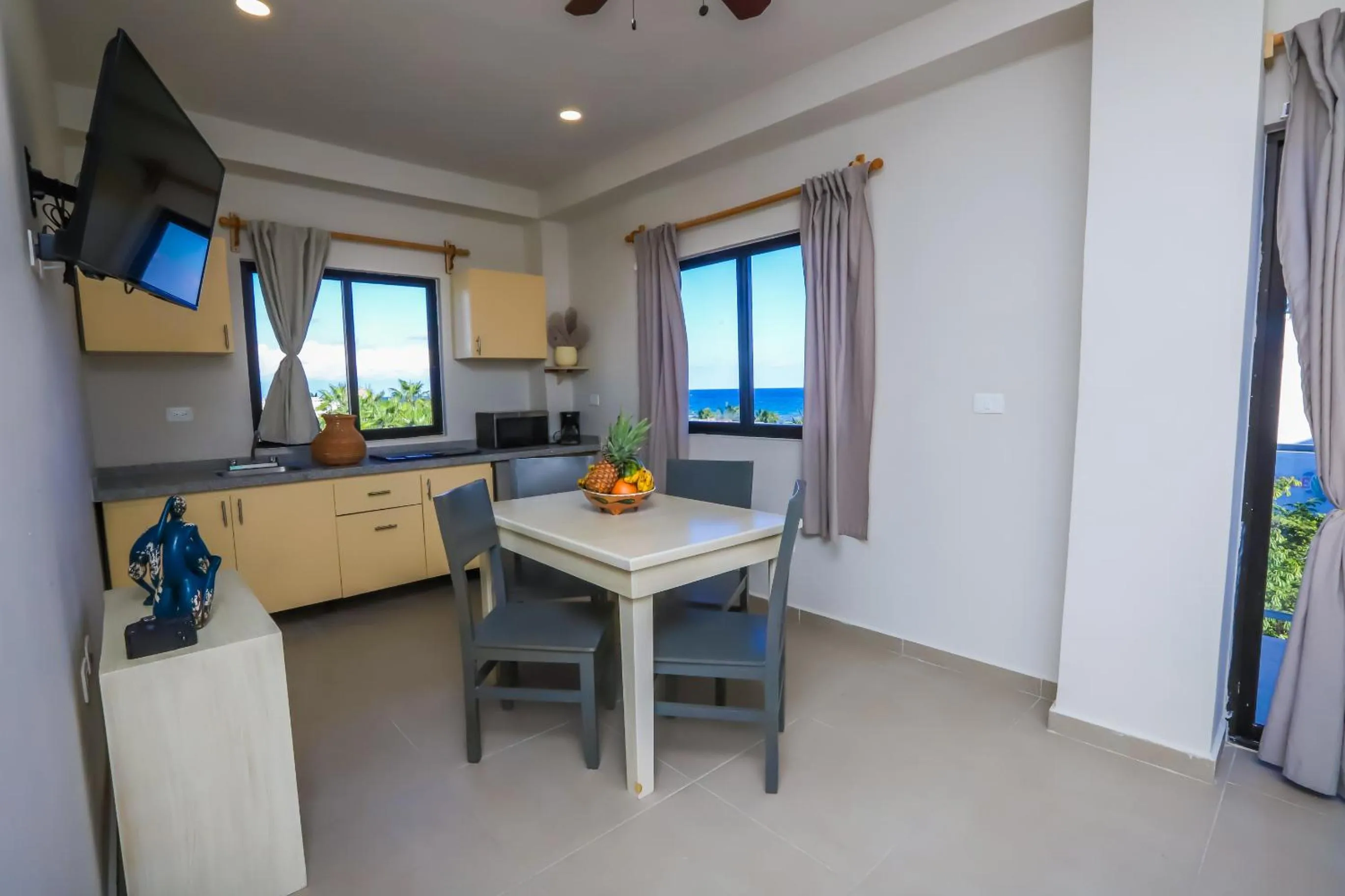 Kitchen or kitchenette in Hotel Inkanto