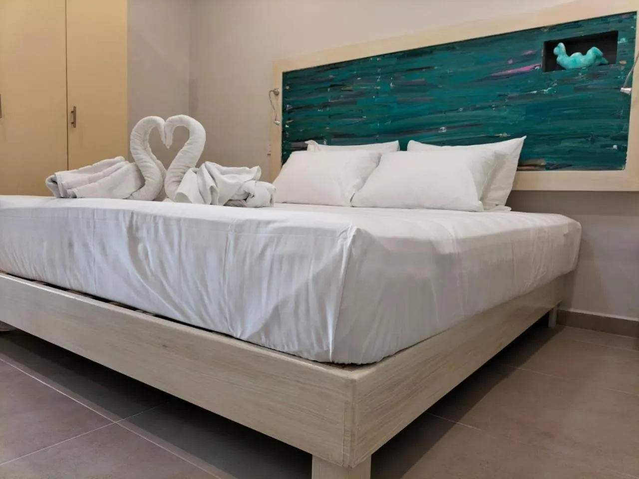 Bed in Hotel Inkanto