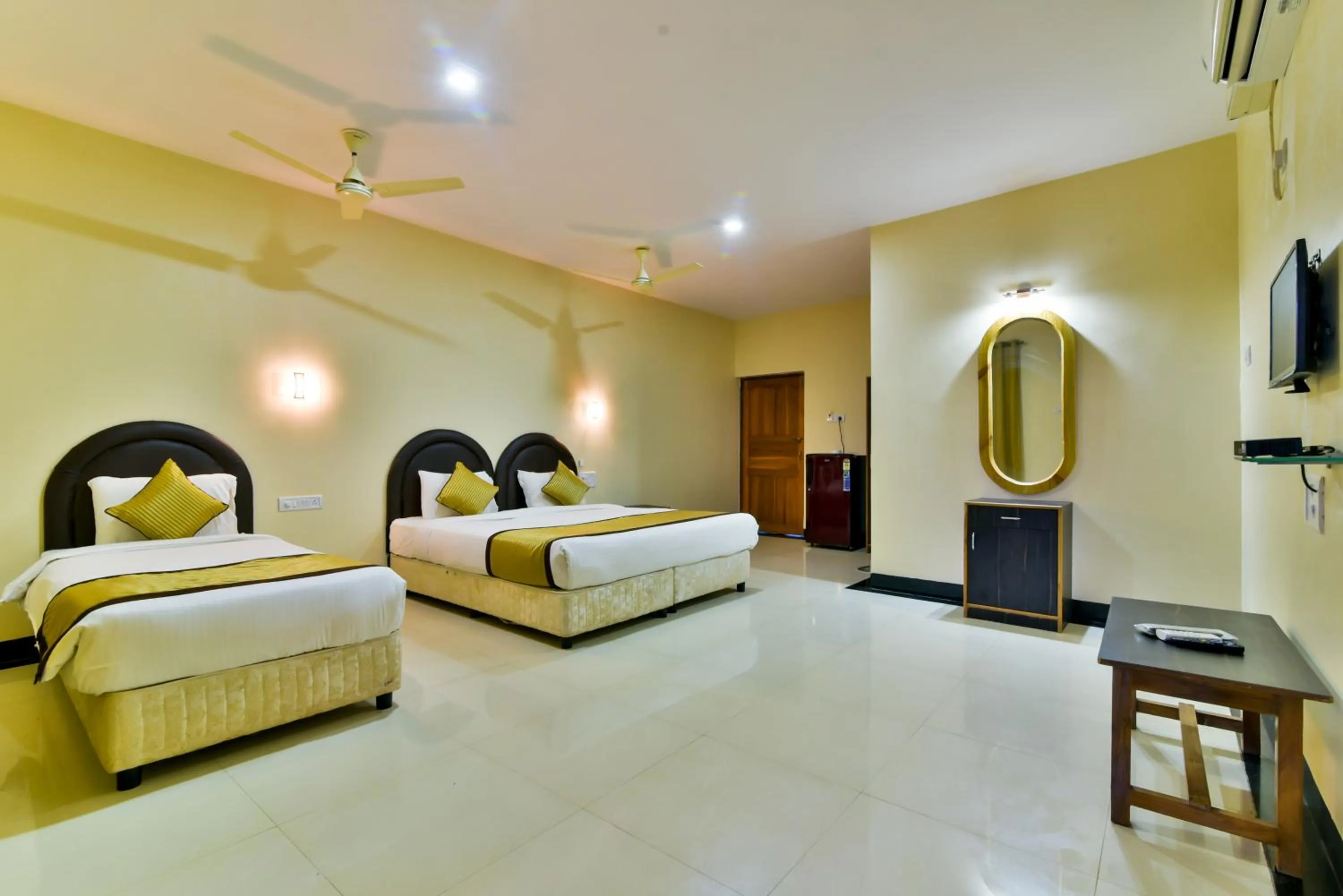 Family Room in Baga Fantacia Beach Inn