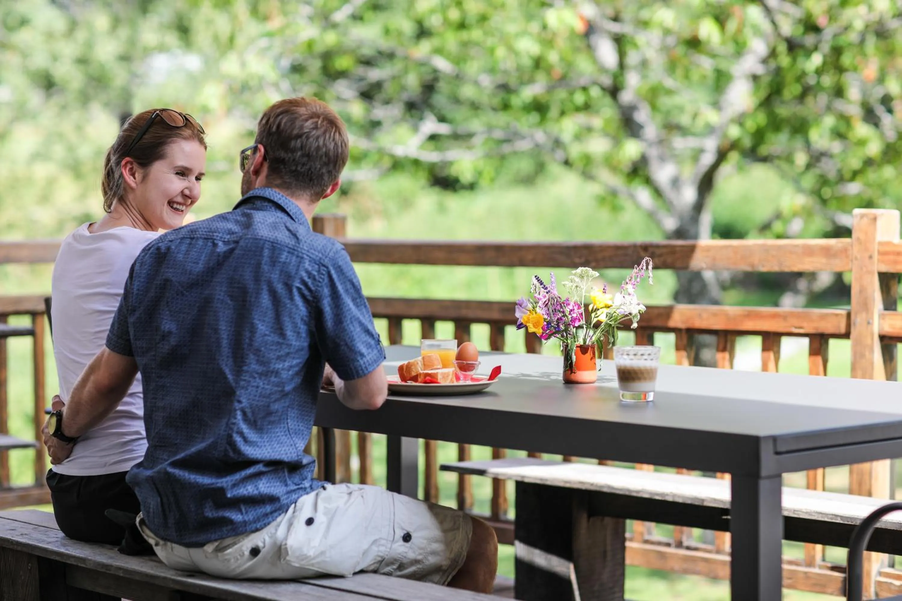 People in Chalet Tissières
