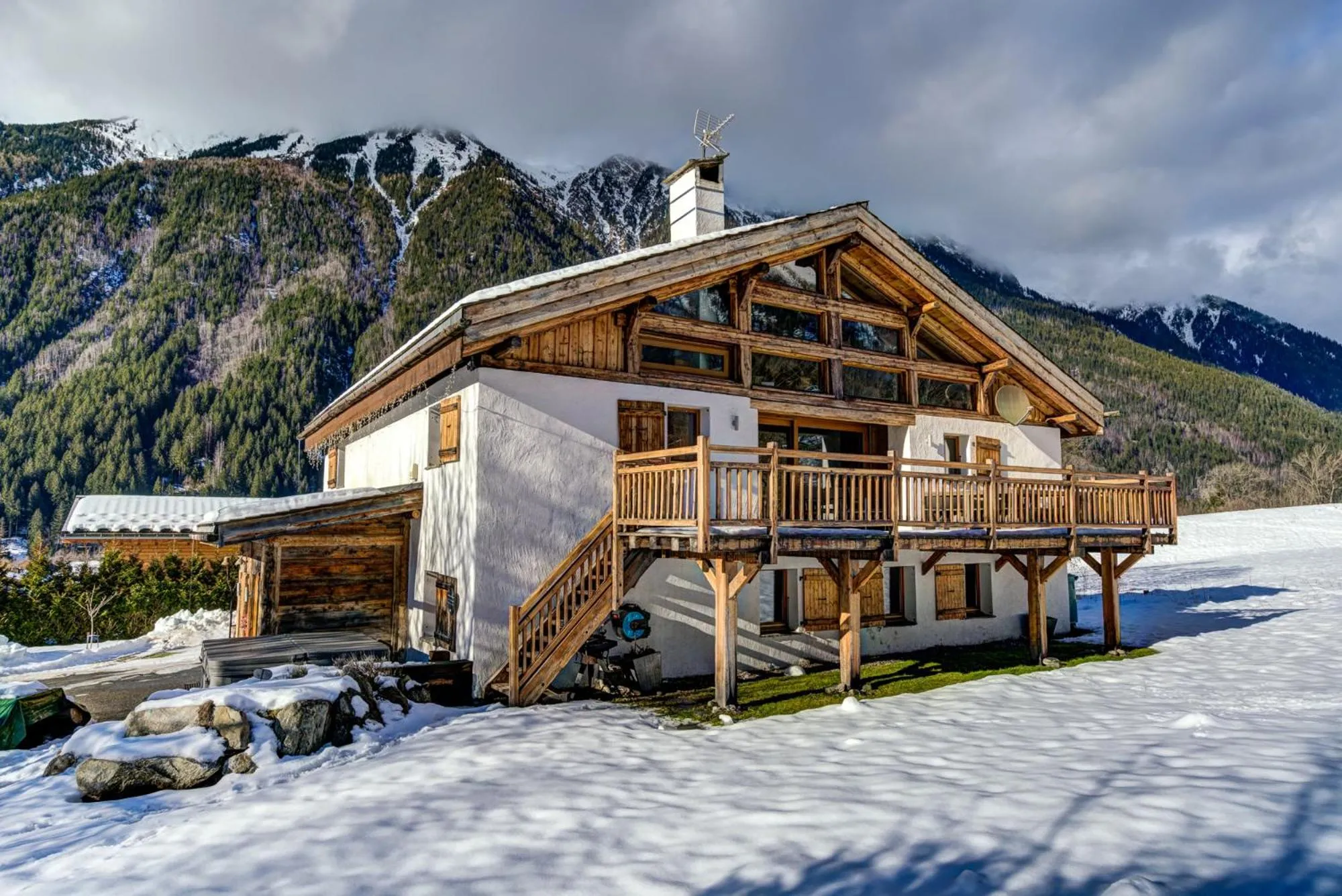 Property building in Chalet Tissières